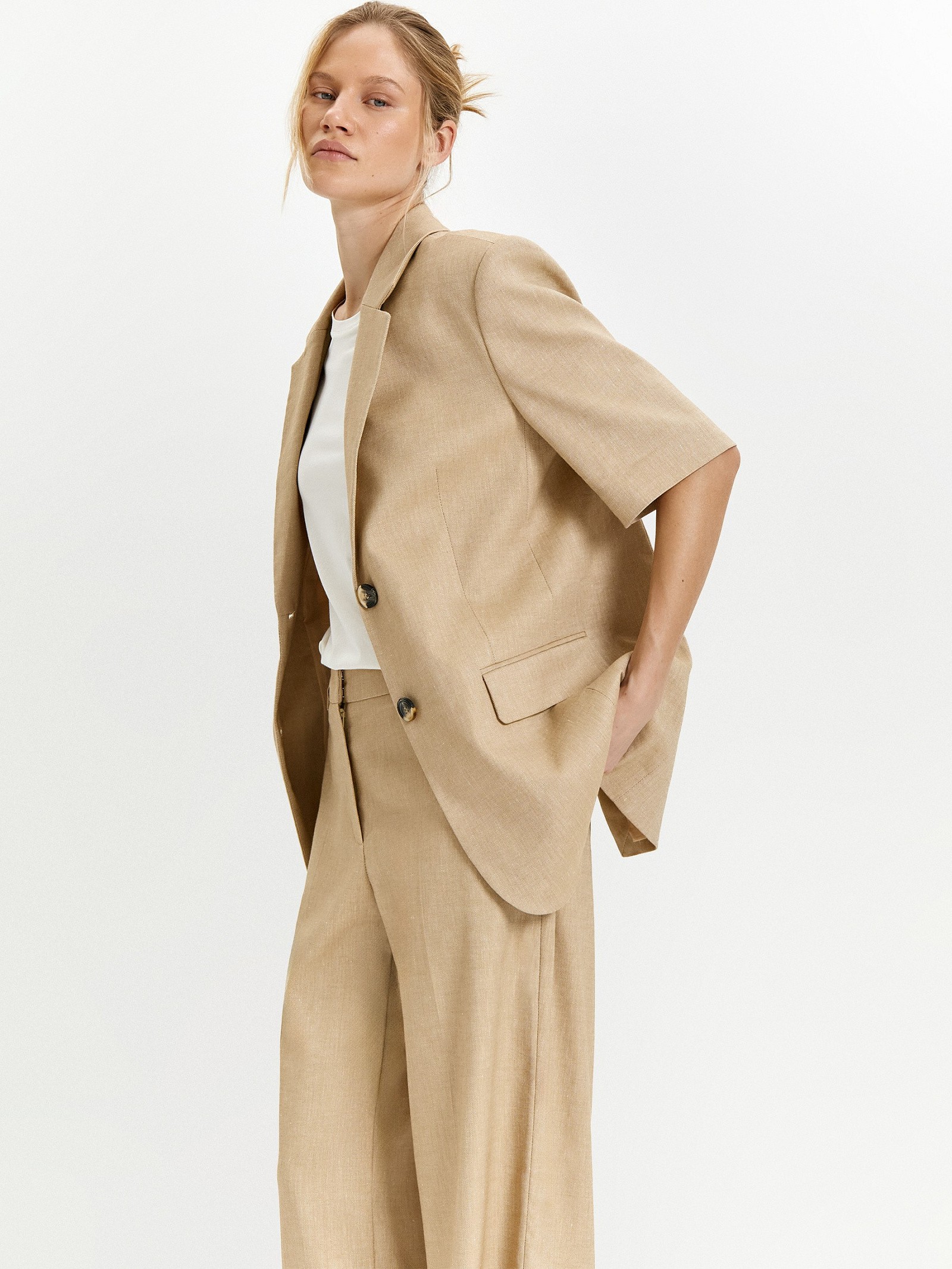 Жакет с коротким рукавом