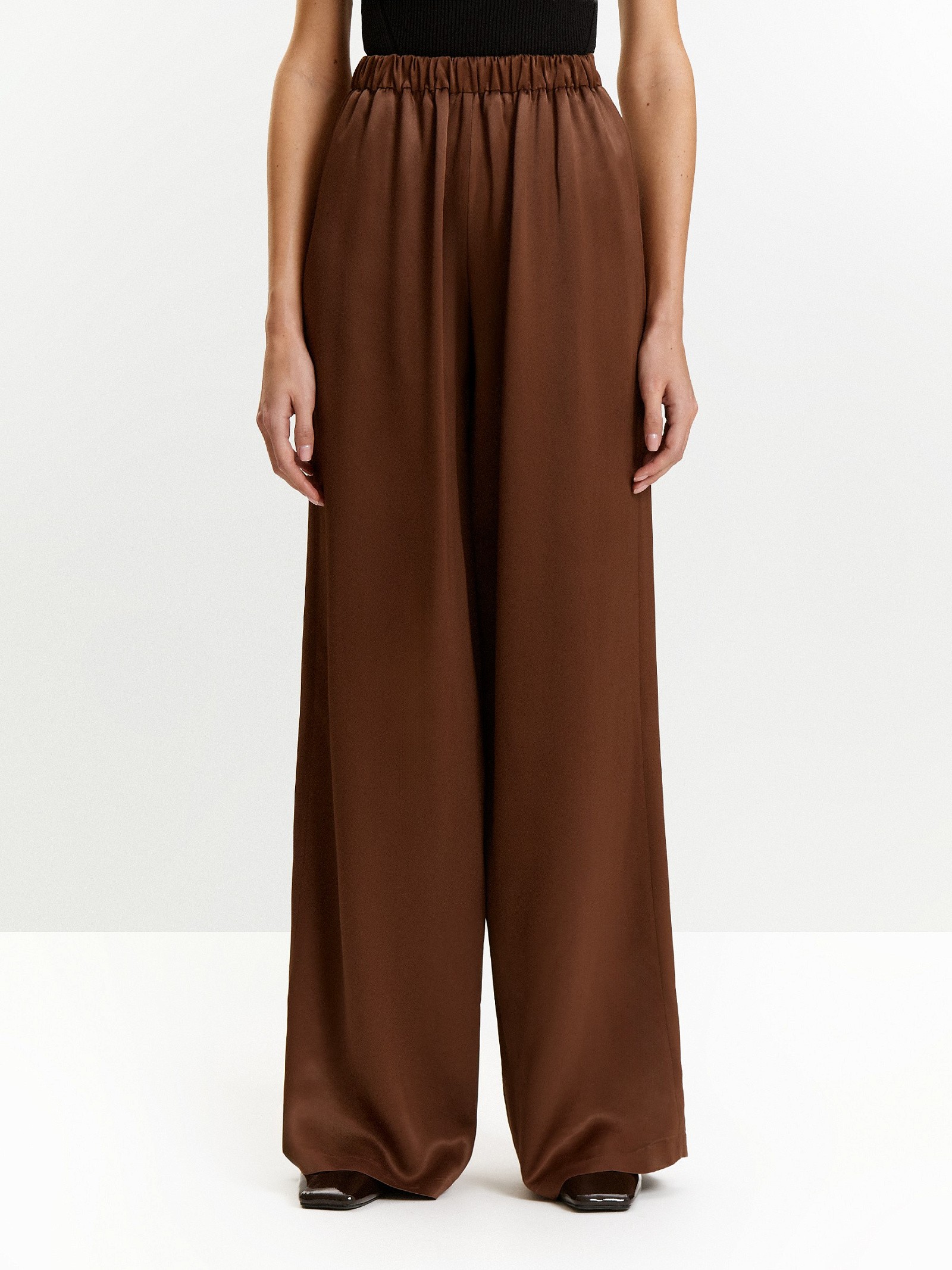 Брюки широкого кроя