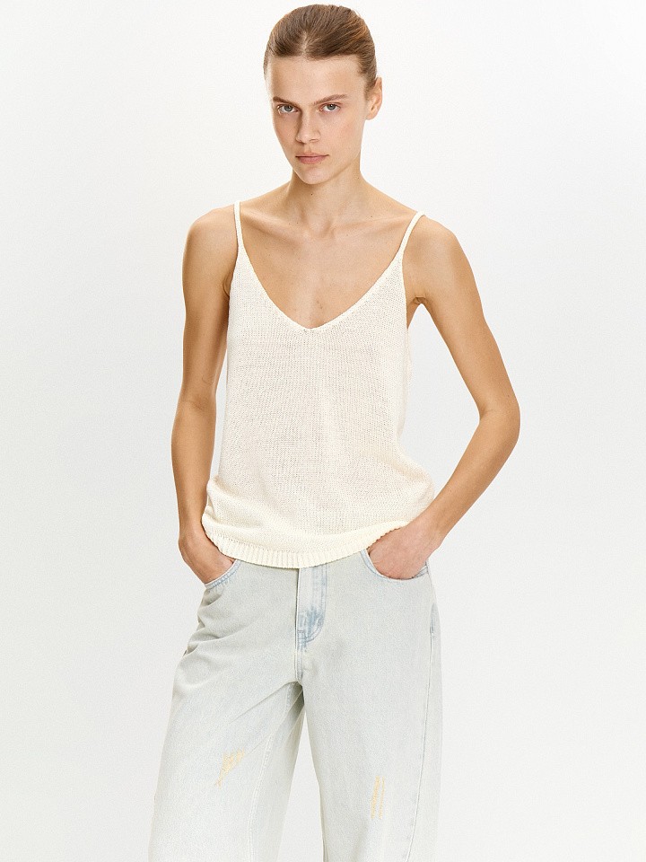 Трикотажный топ с металлизированной нитью