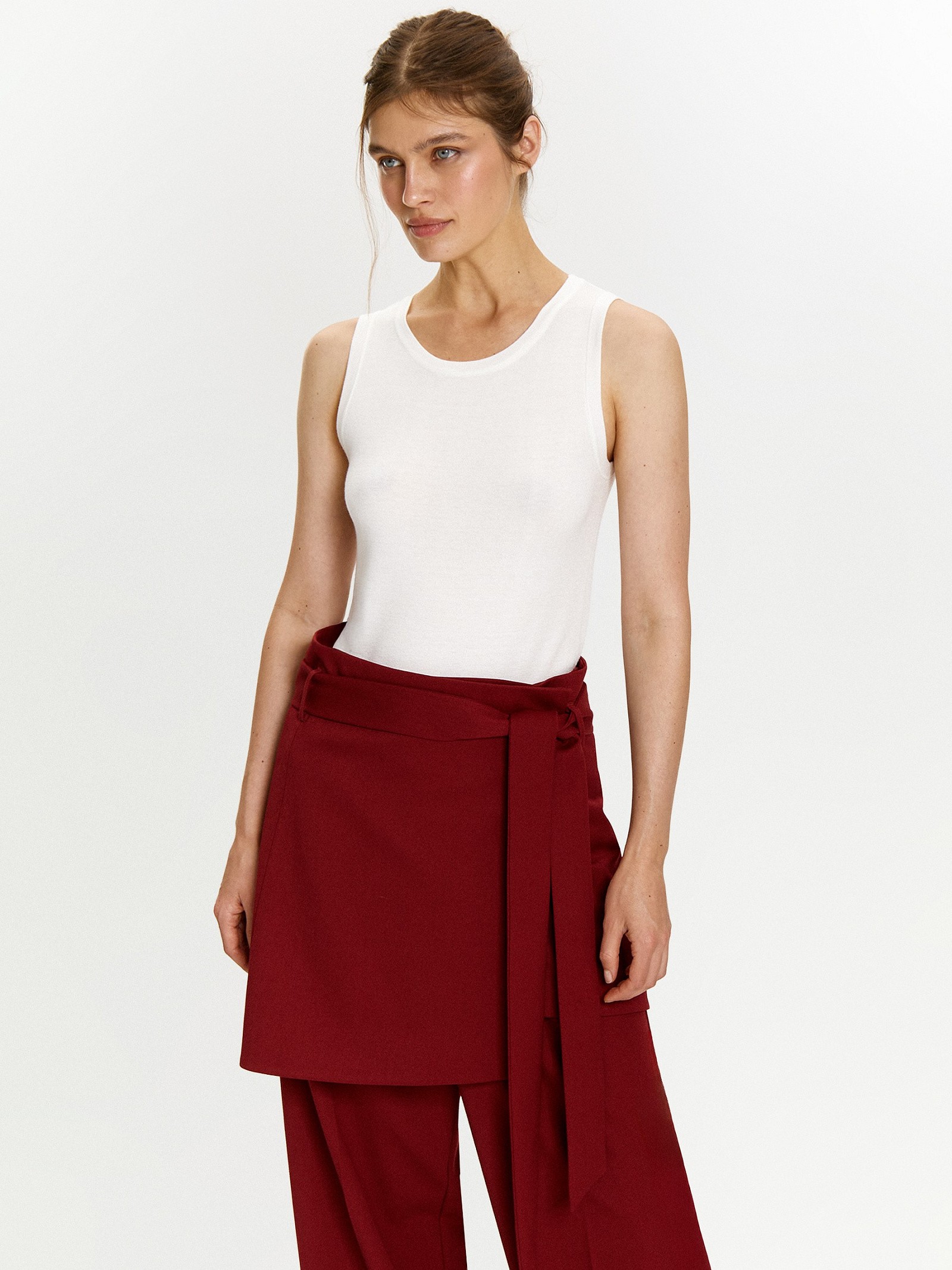 Юбка-мини с поясом