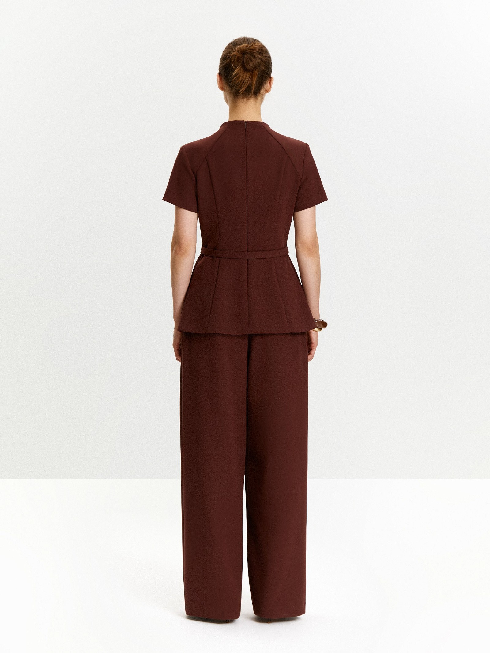 Блузка с поясом