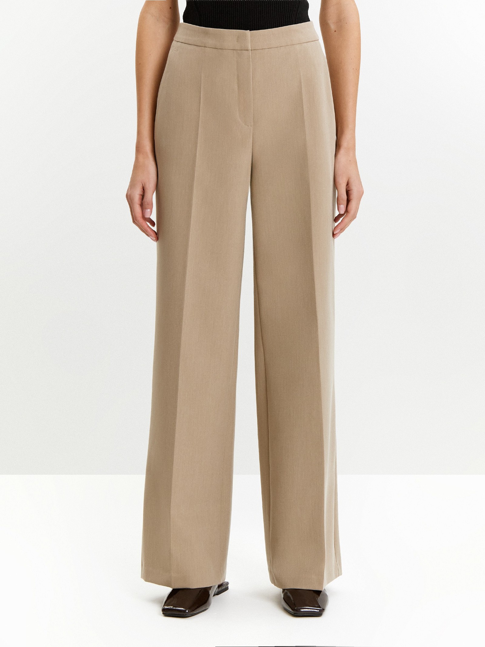 Брюки широкого кроя