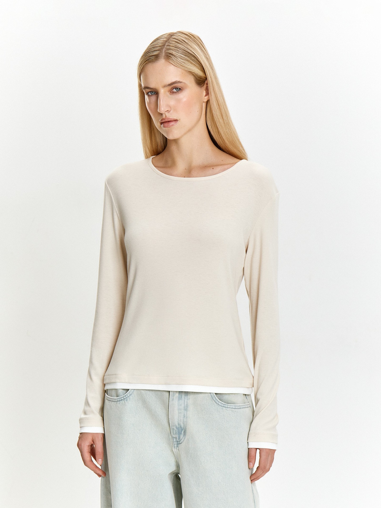 Лонгслив однотонный из вискозы