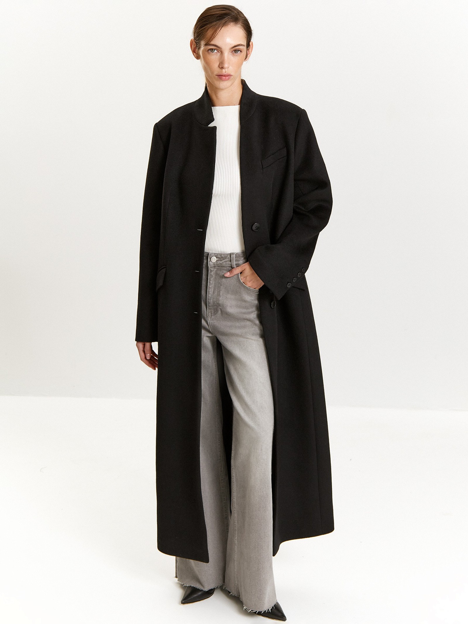 Пальто из шерсти