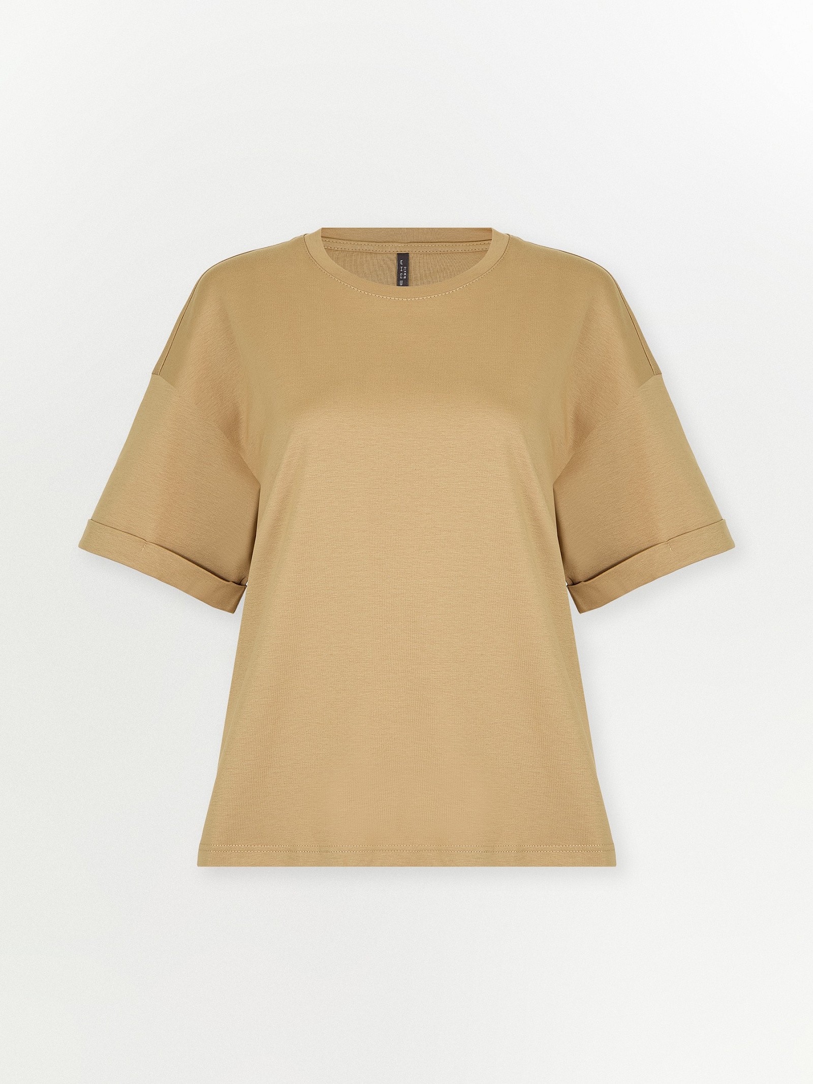 Трикотажная футболка со спущенным плечом