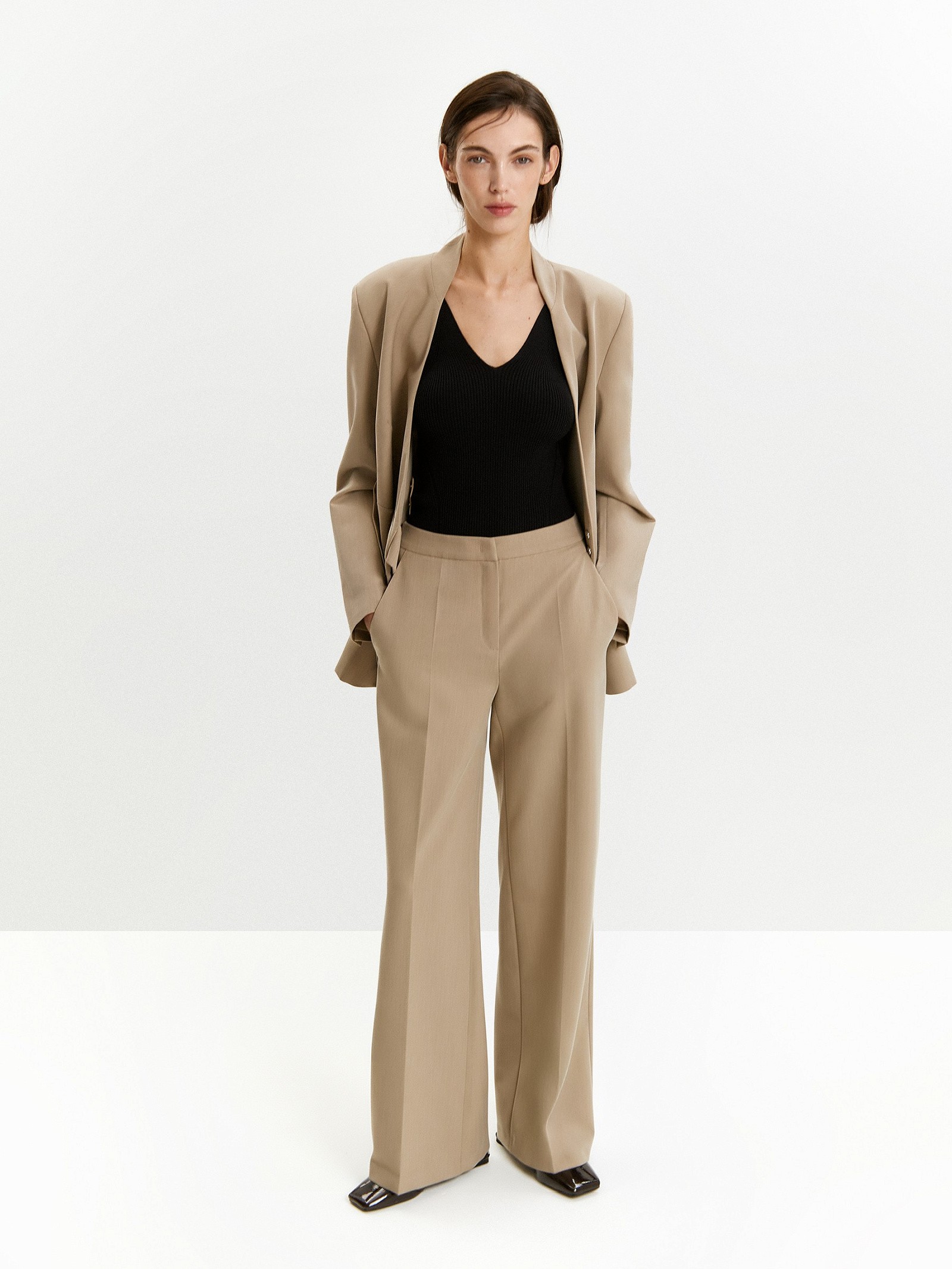 Брюки широкого кроя