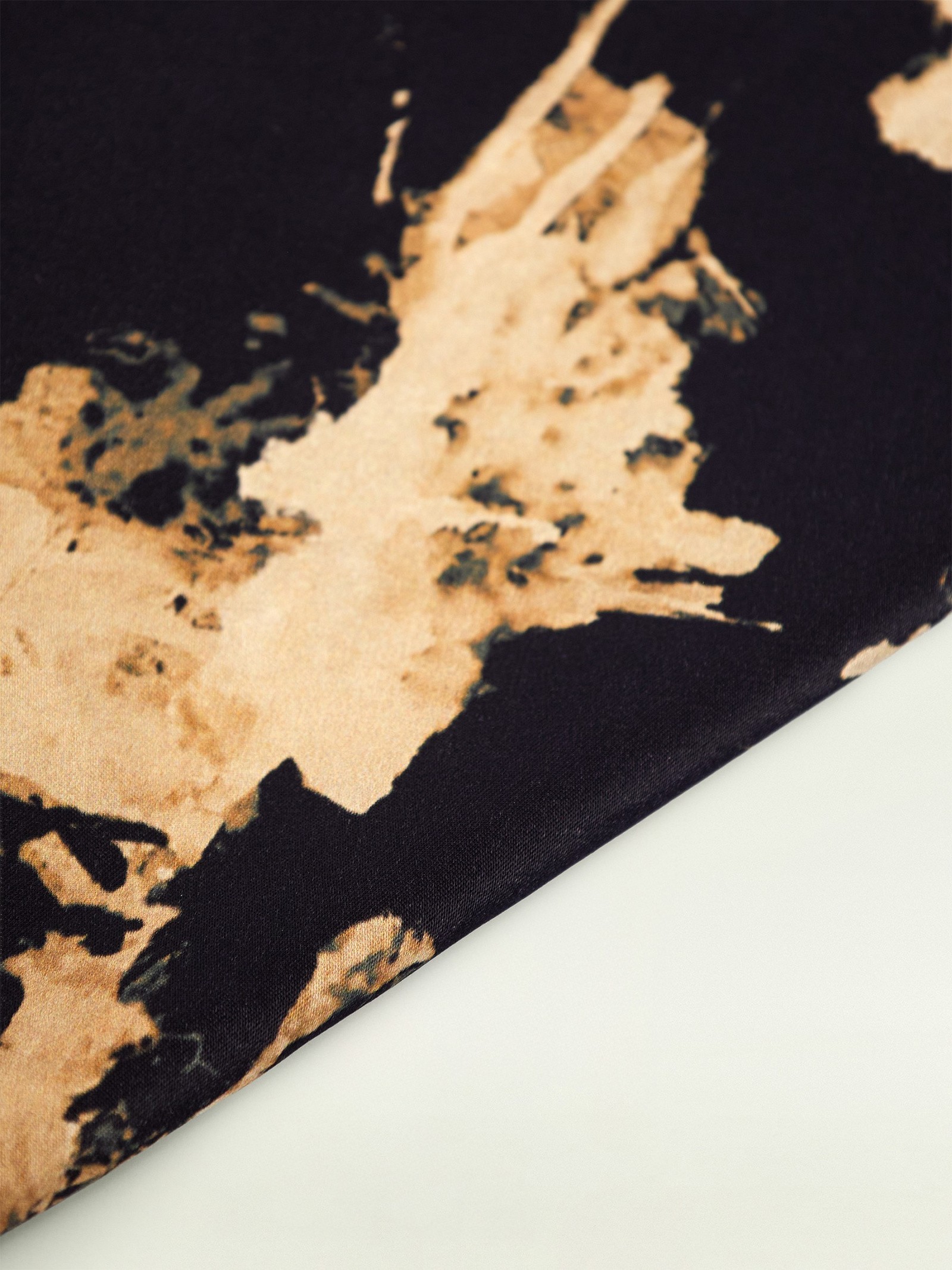 Платок с принтом