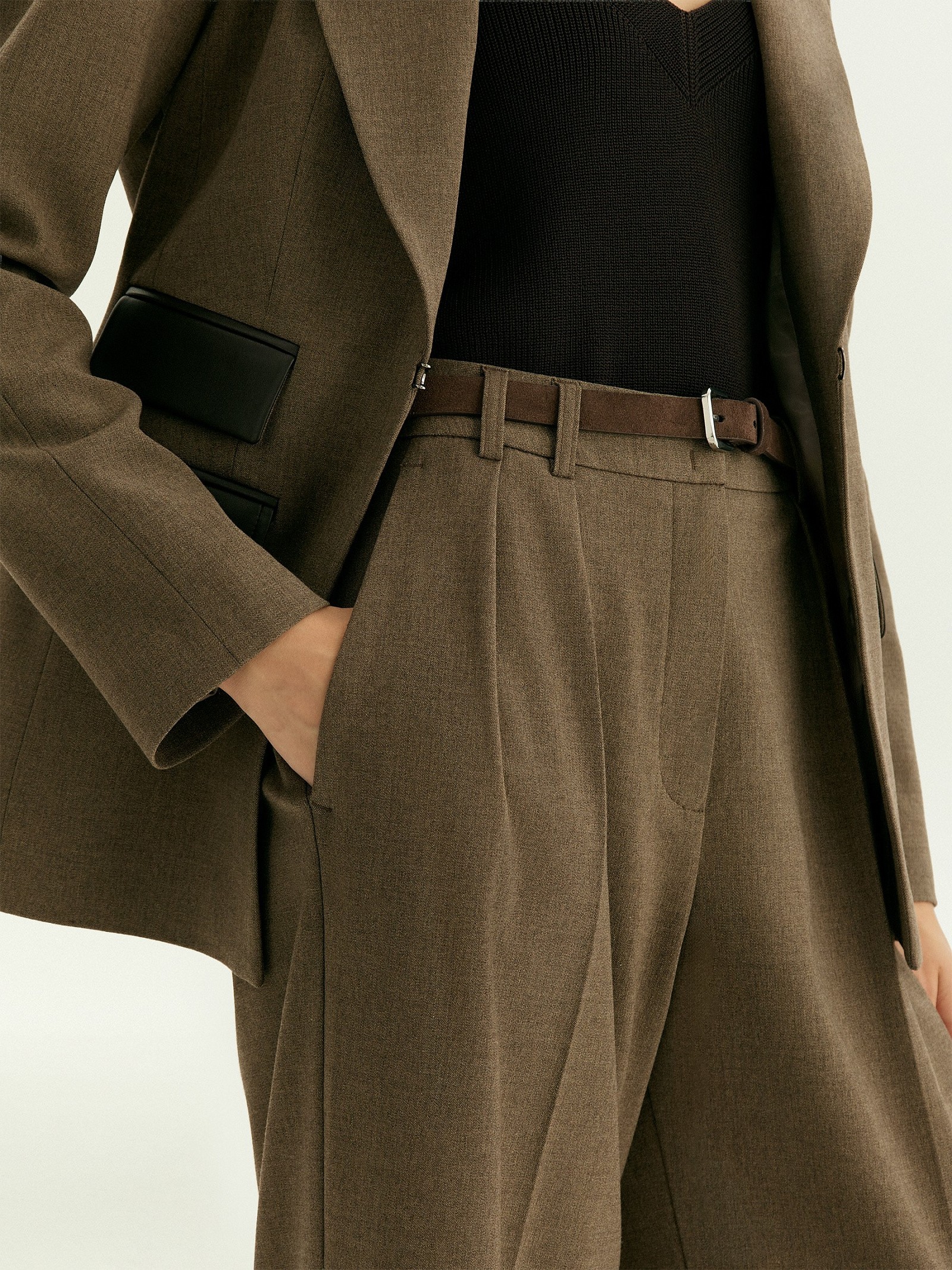 Брюки широкого кроя