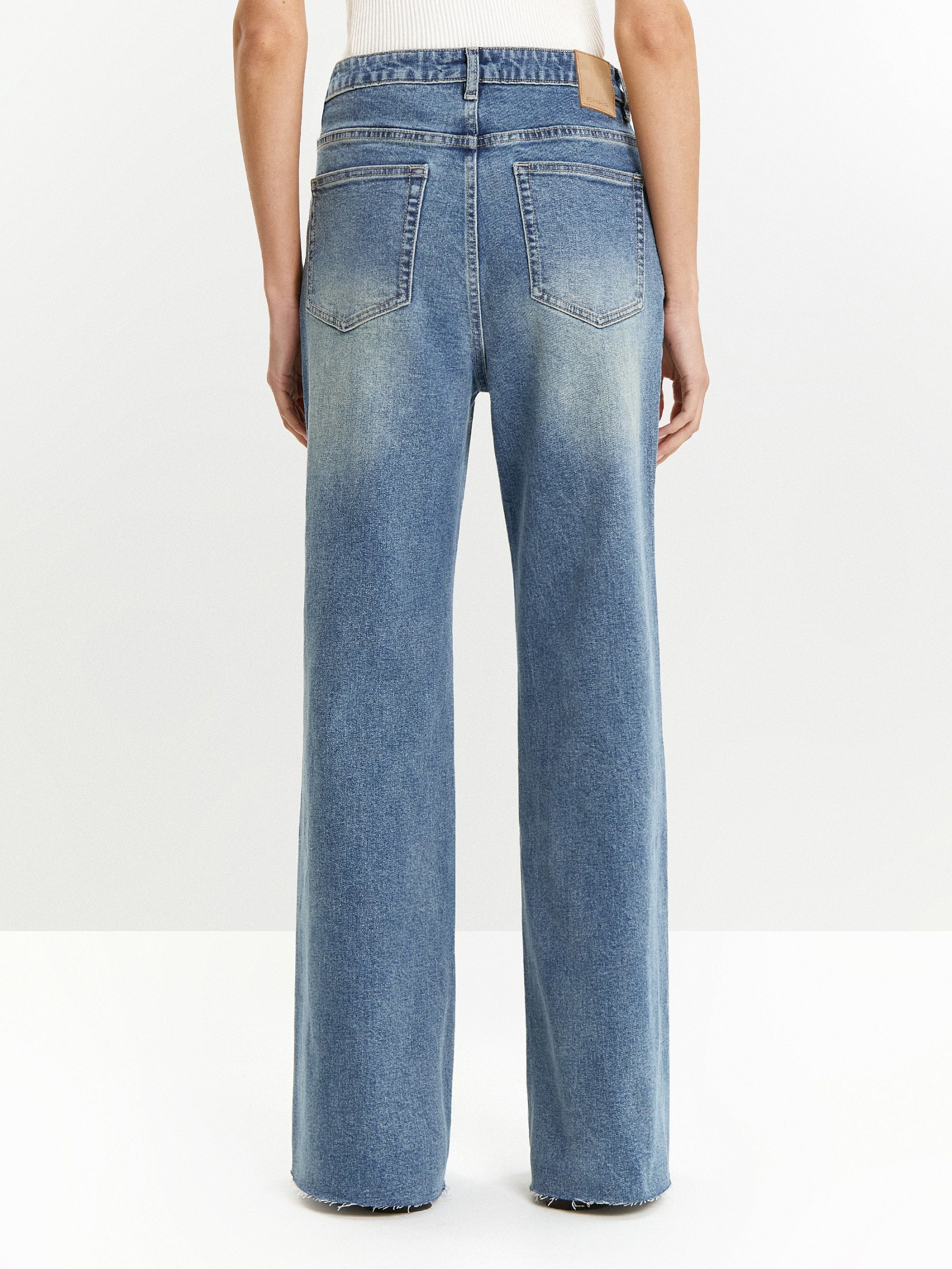 Джинсы Flare Leg 379