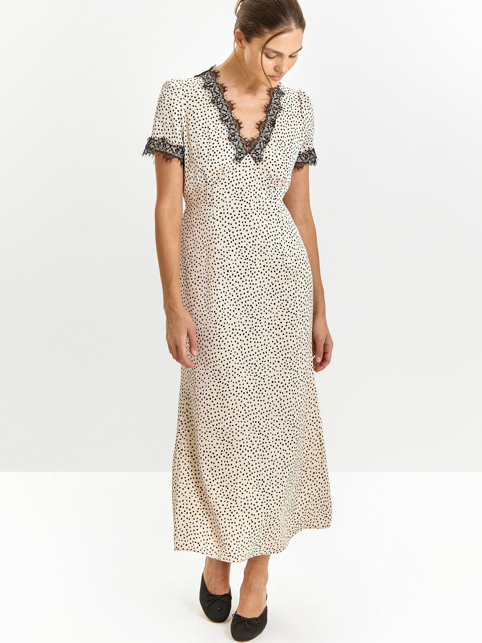 Платье в горох