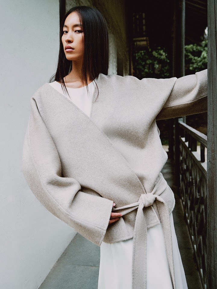 Полупальто из шерсти