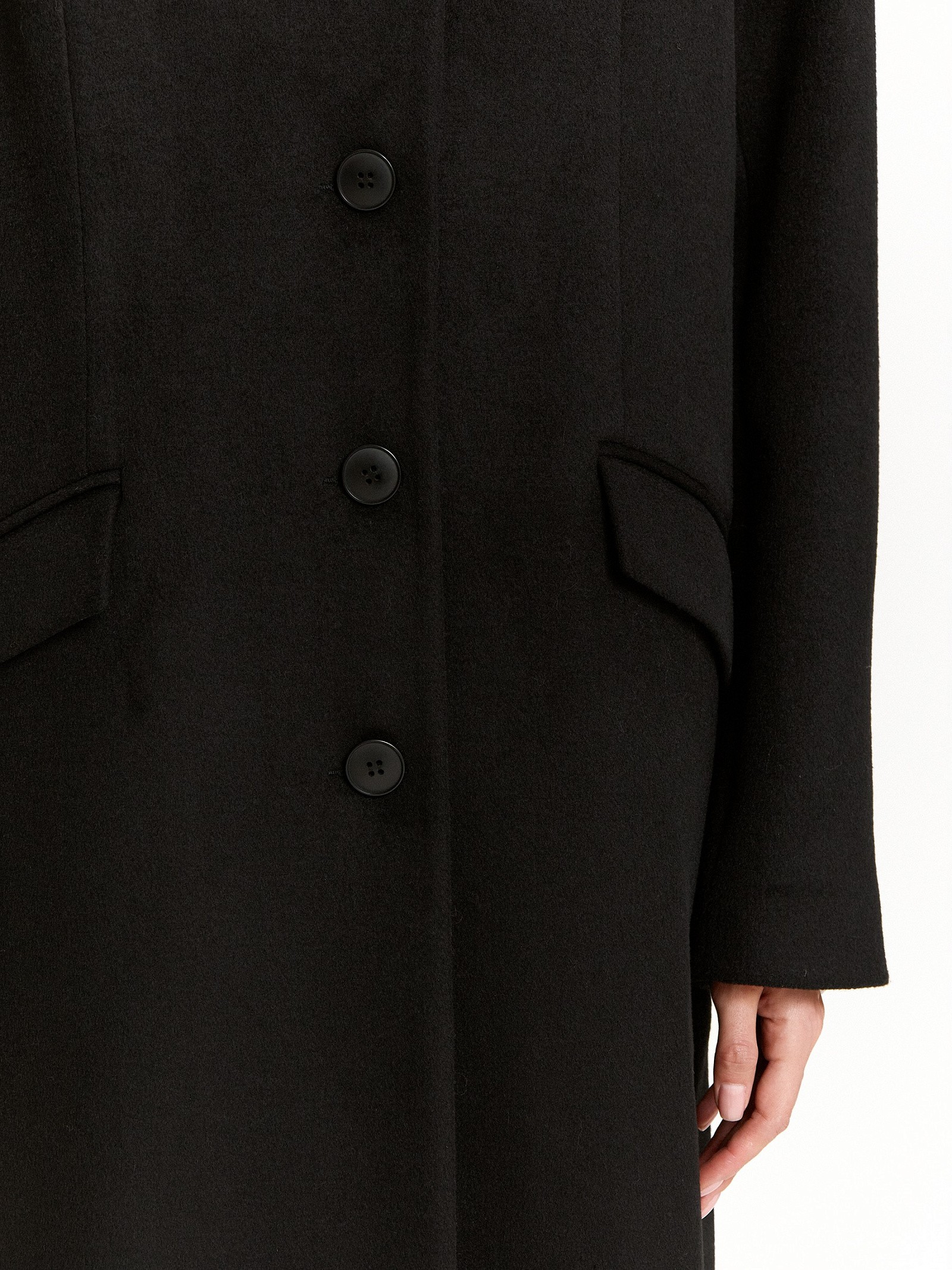 Пальто из шерсти