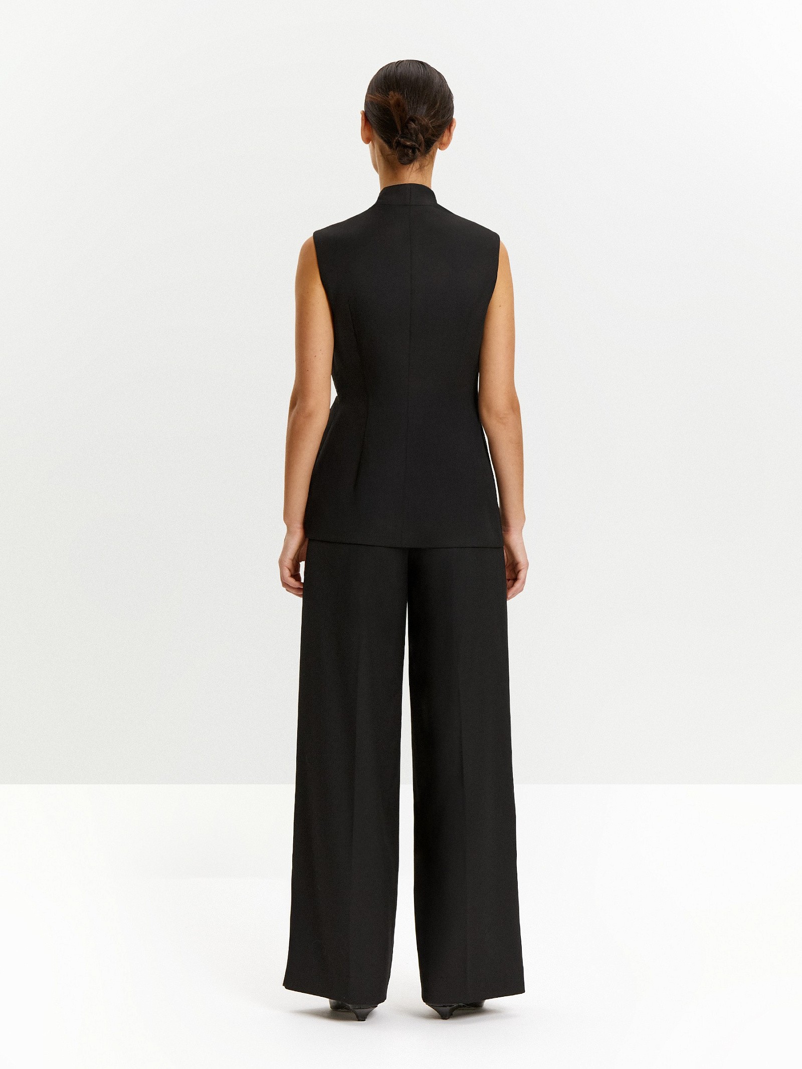 Жилет удлиненный