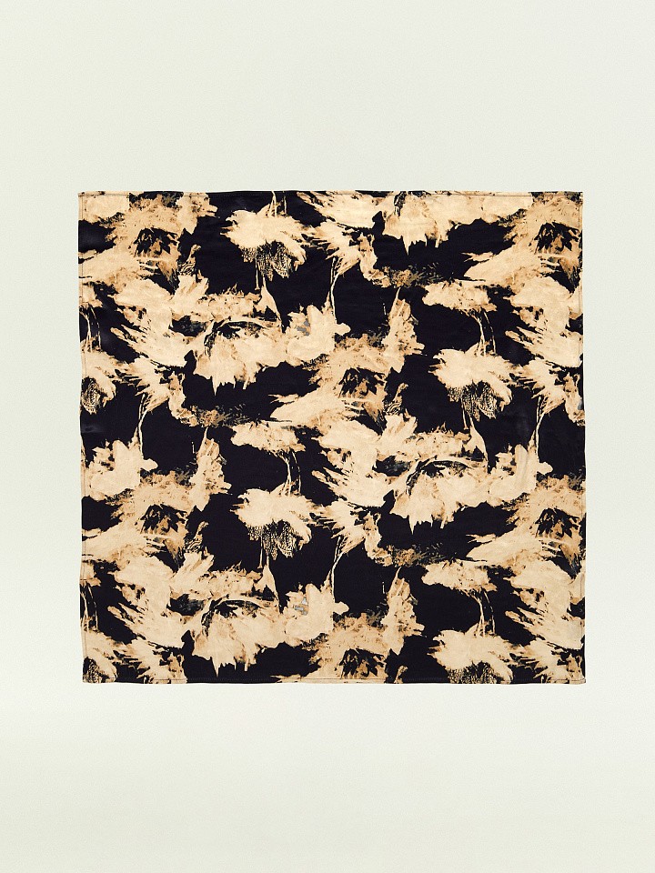 Платок с принтом