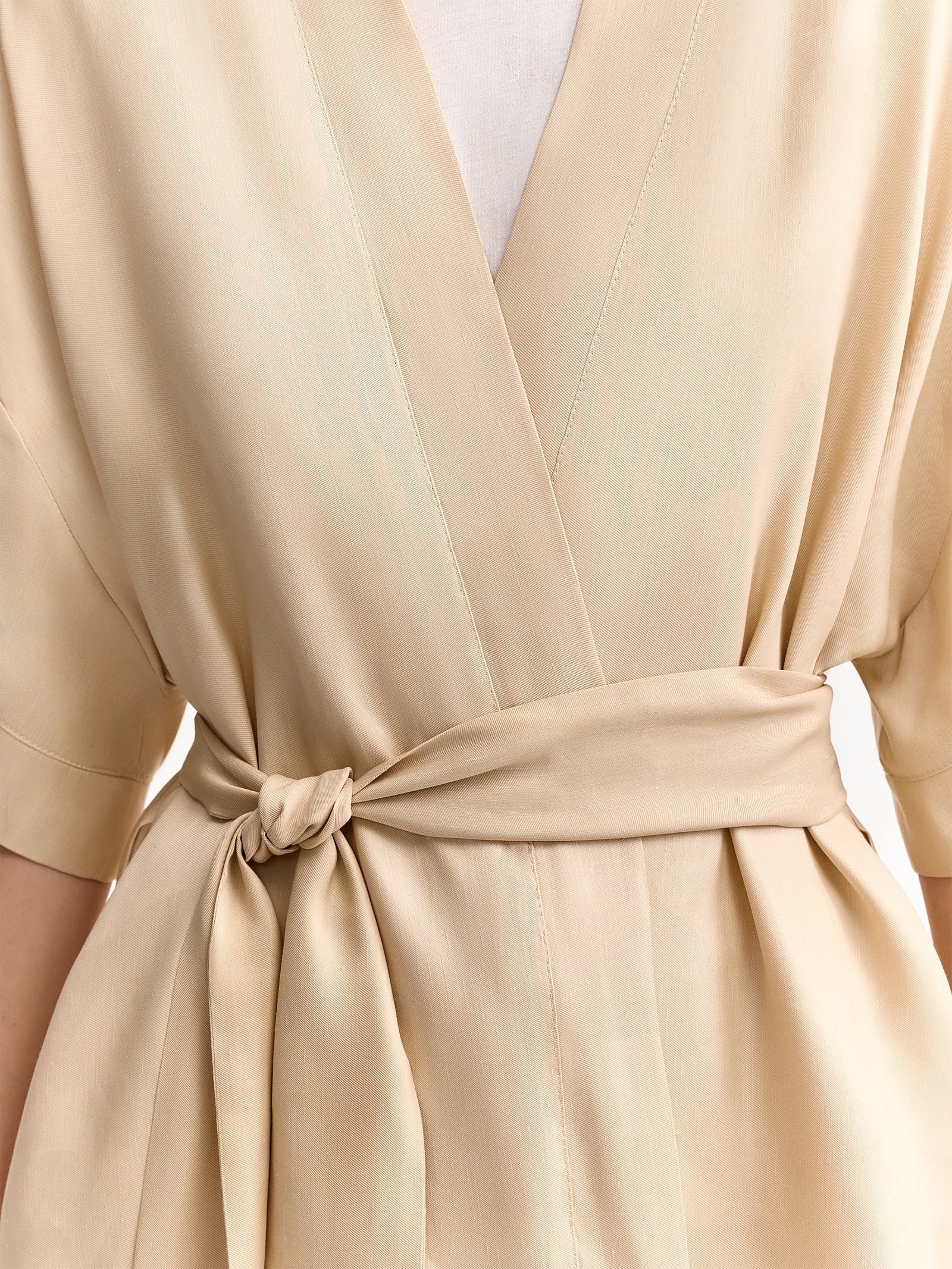 Блузка с поясом