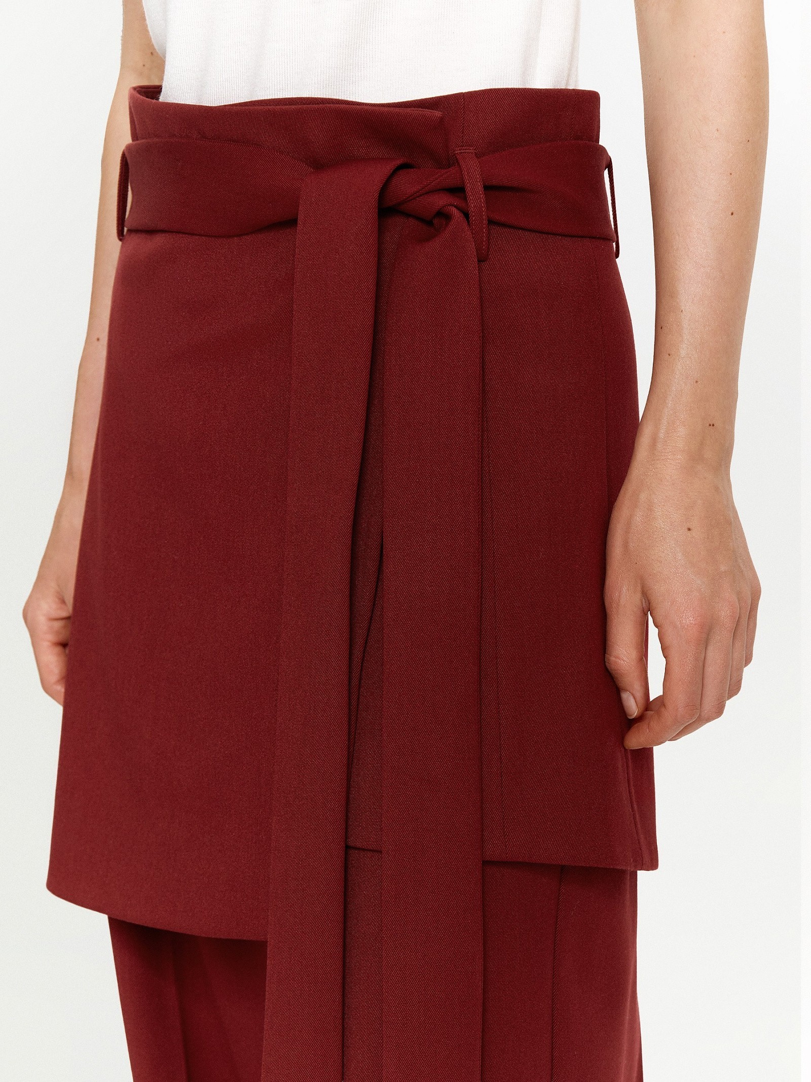 Юбка-мини с поясом