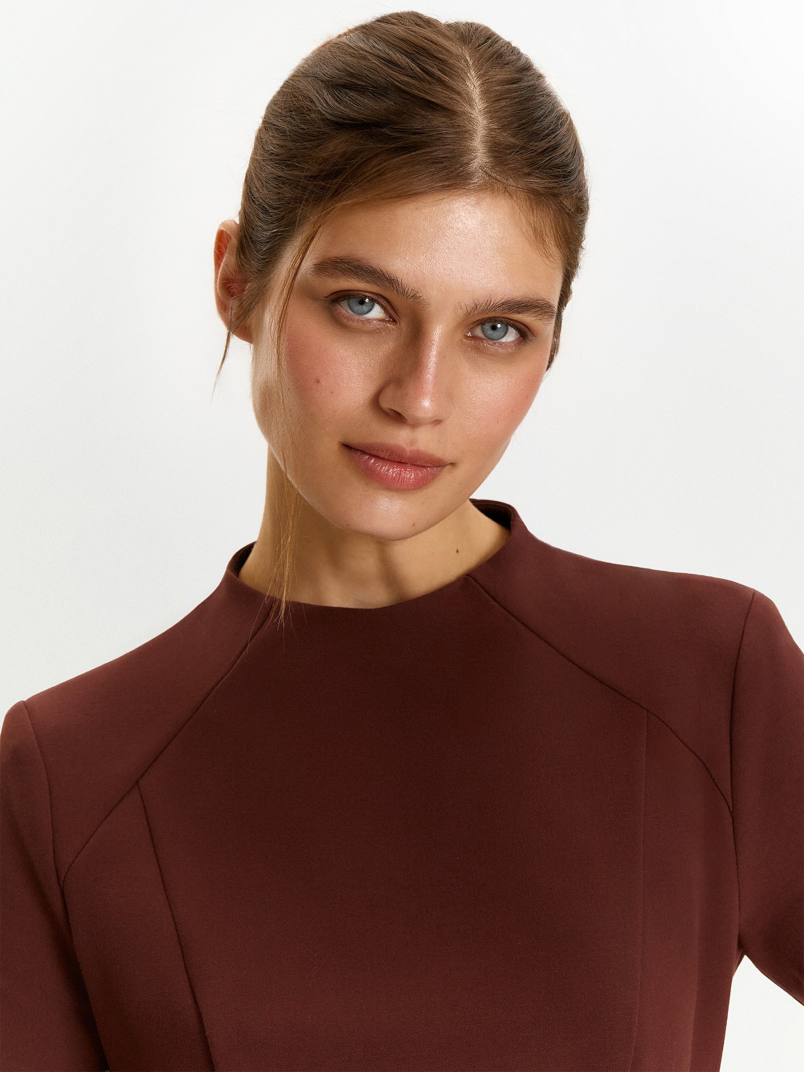 Блузка с поясом