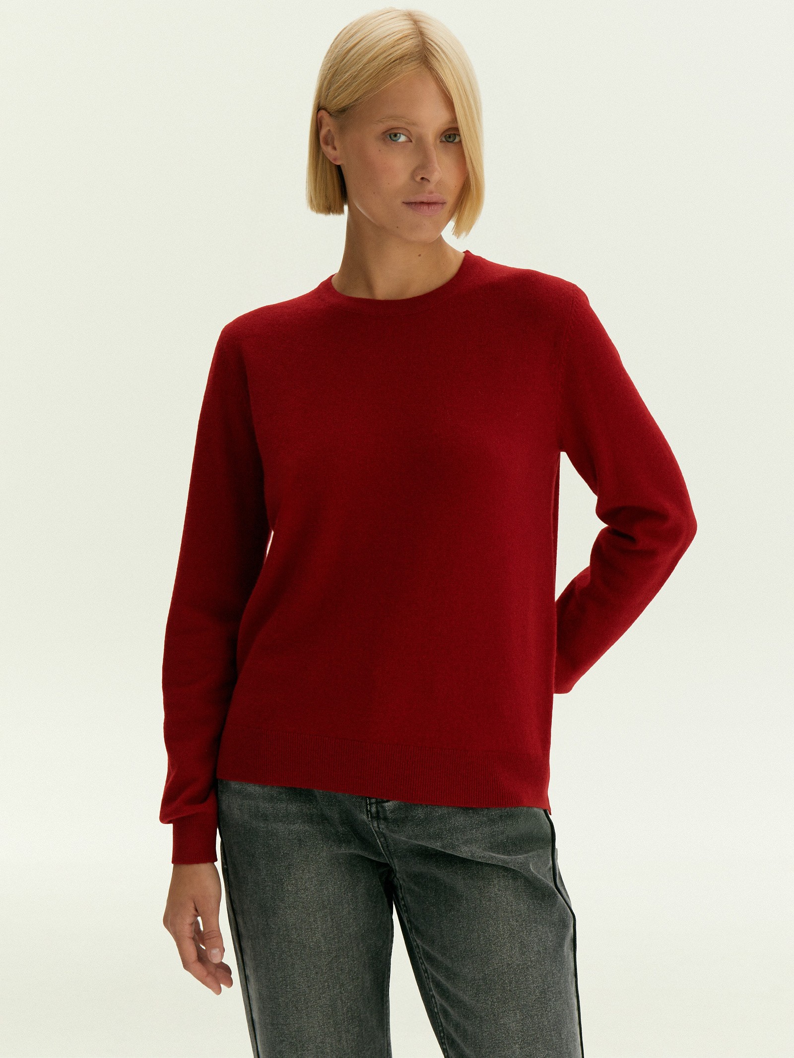 Джемпер из вискозного трикотажа с добавлением шерсти