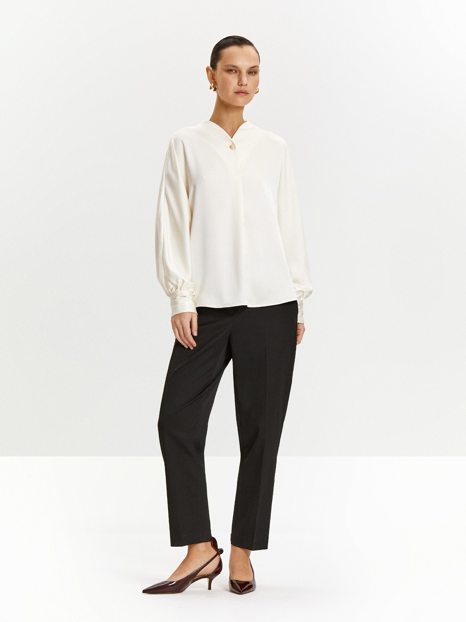 Блузка с длинным рукавом