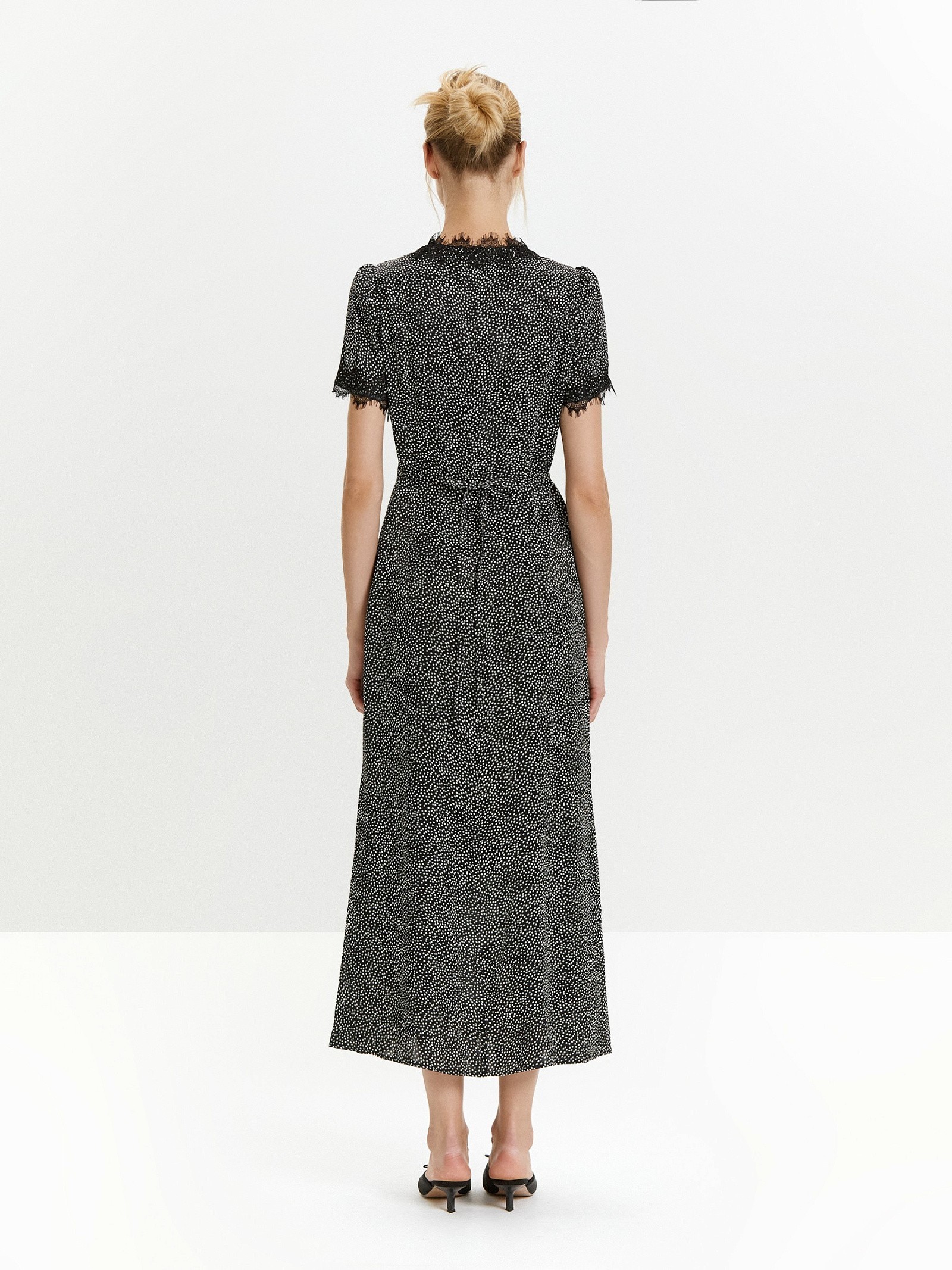 Платье в горох