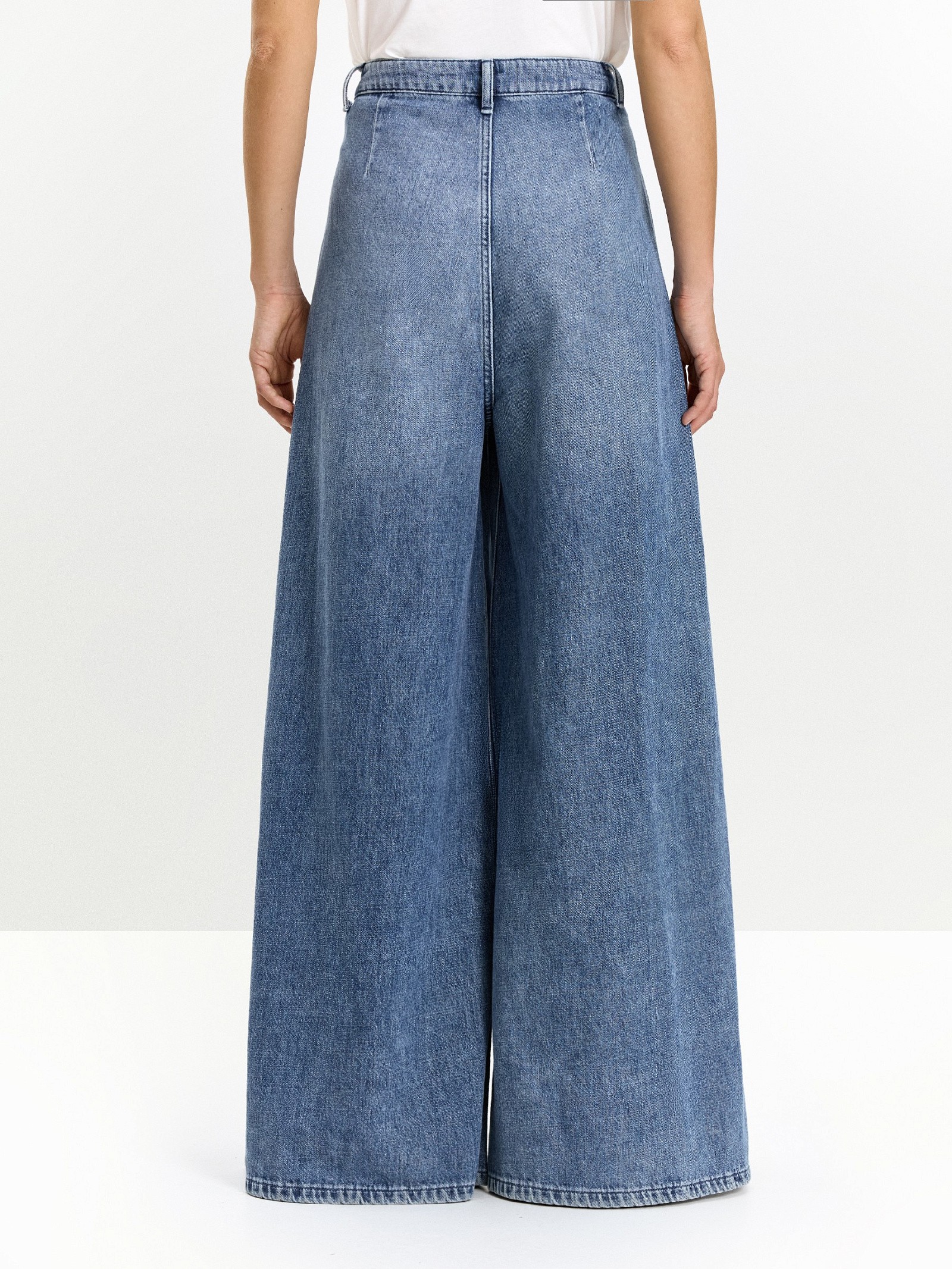 Джинсы Wide Leg 569