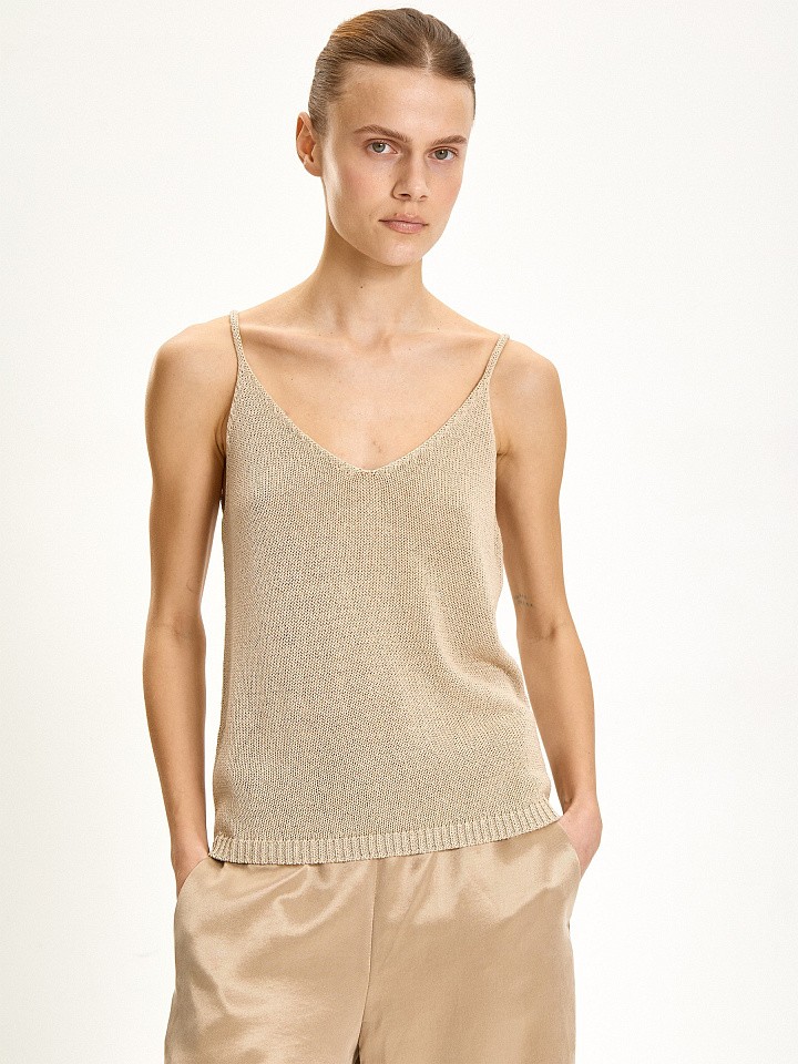 Трикотажный топ с металлизированной нитью