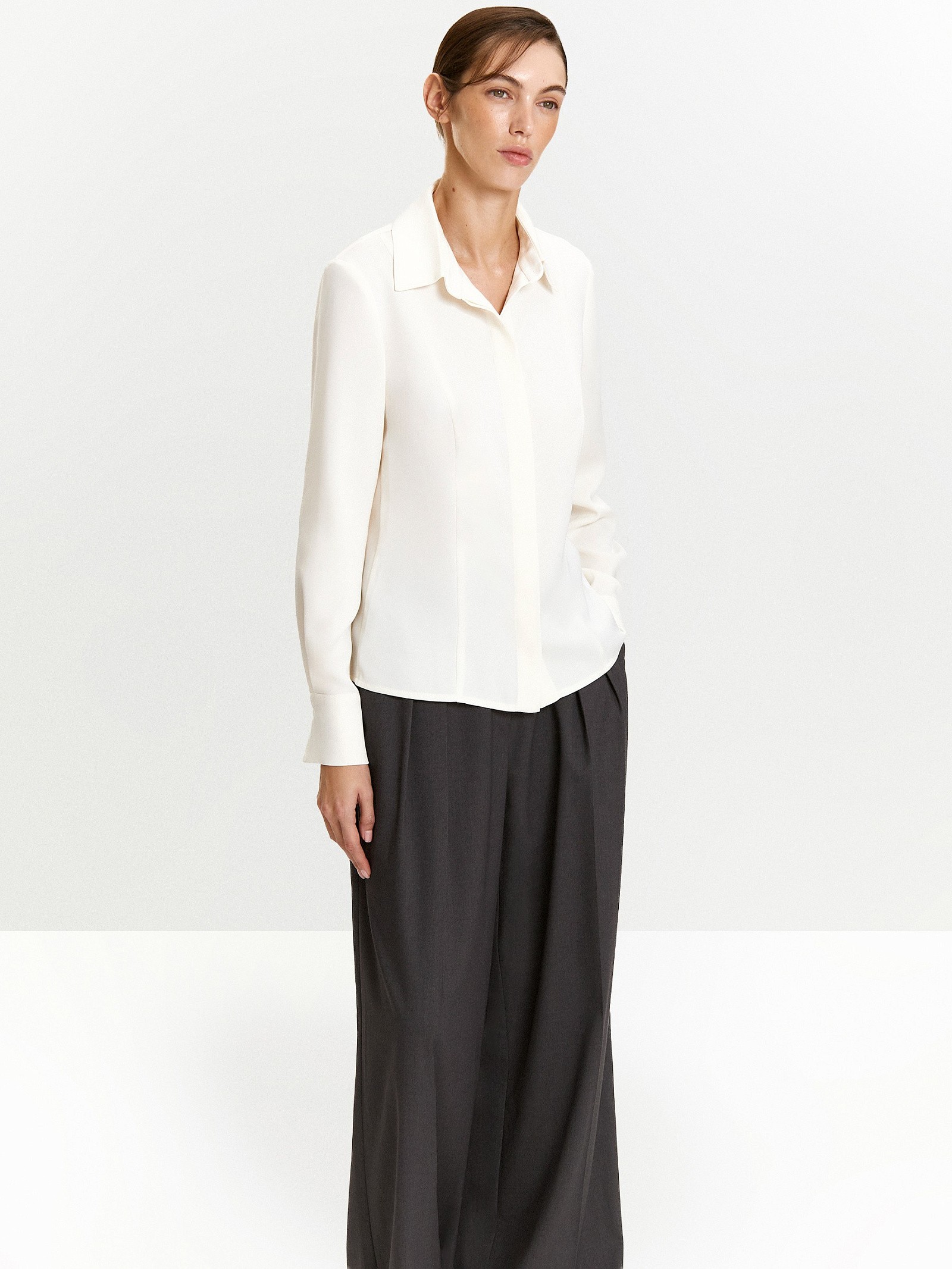 Блуза однотон