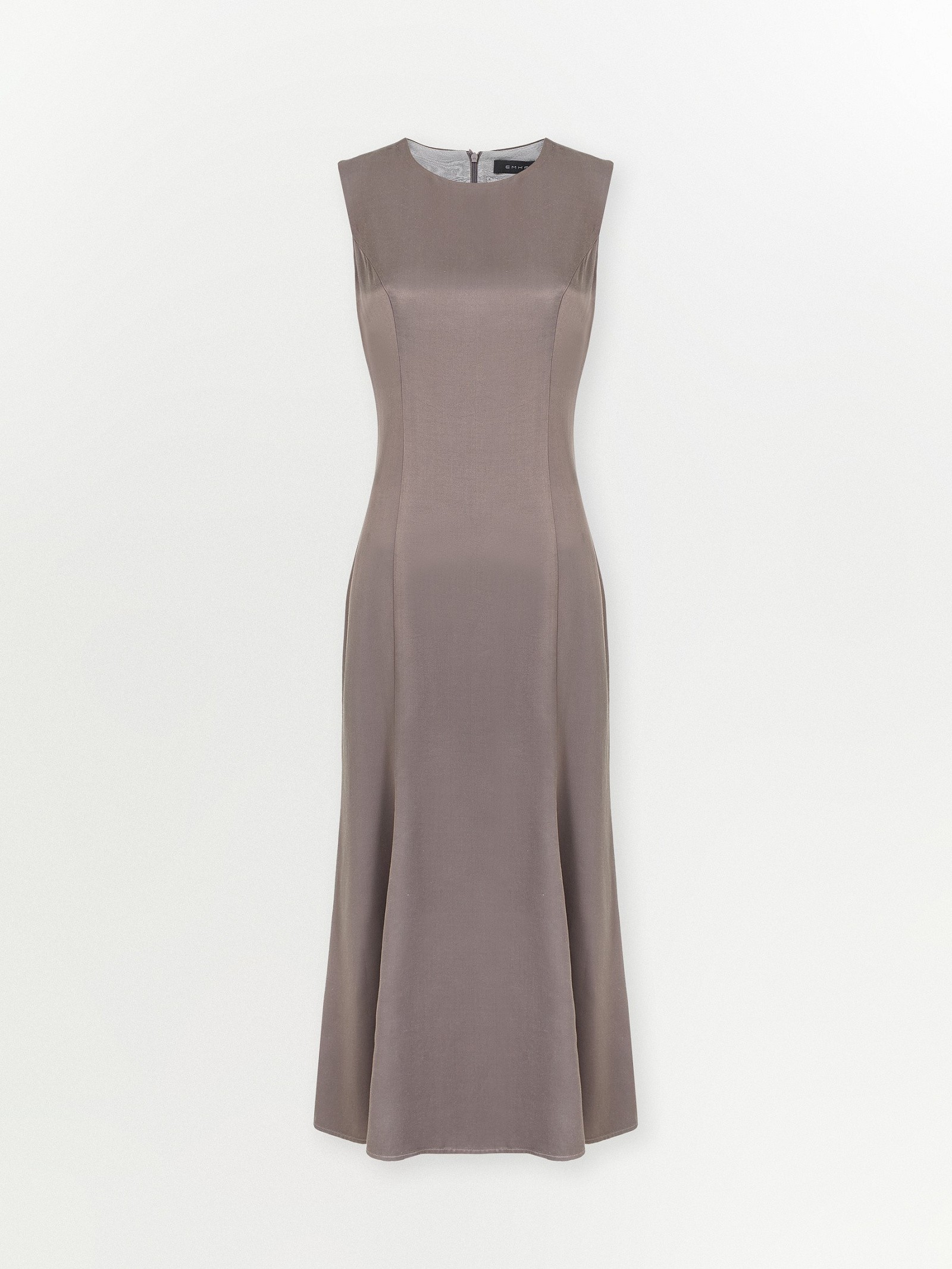 Платье без рукавов