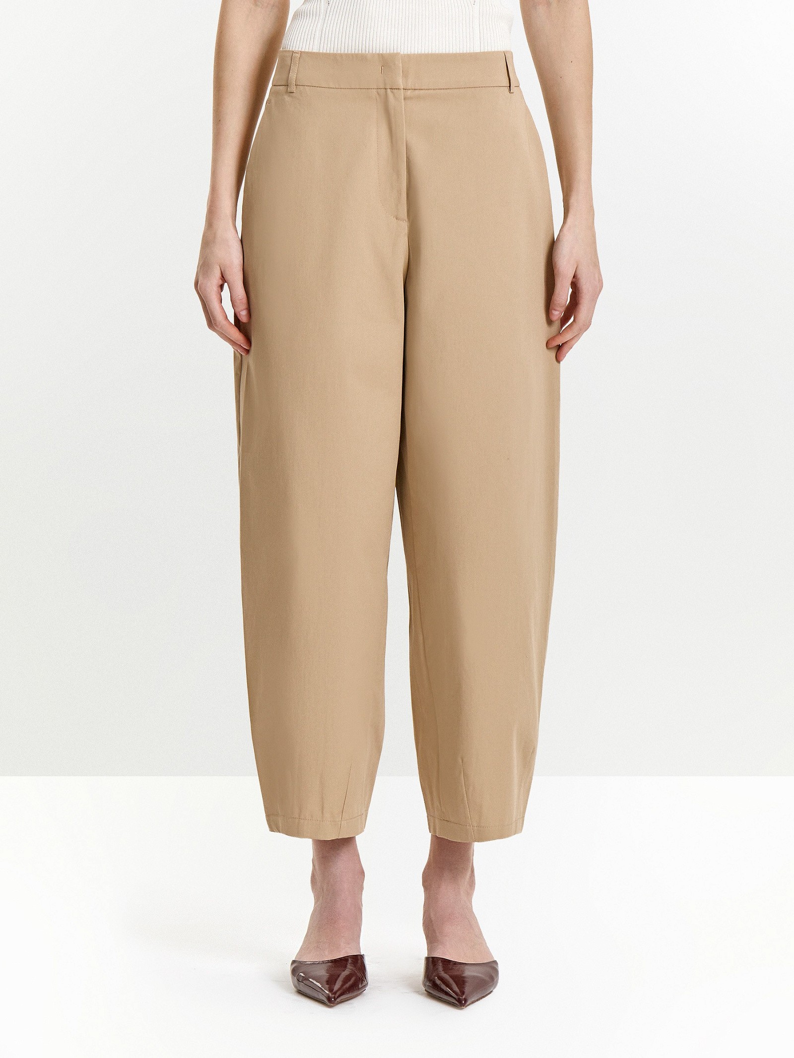 Брюки зауженного кроя