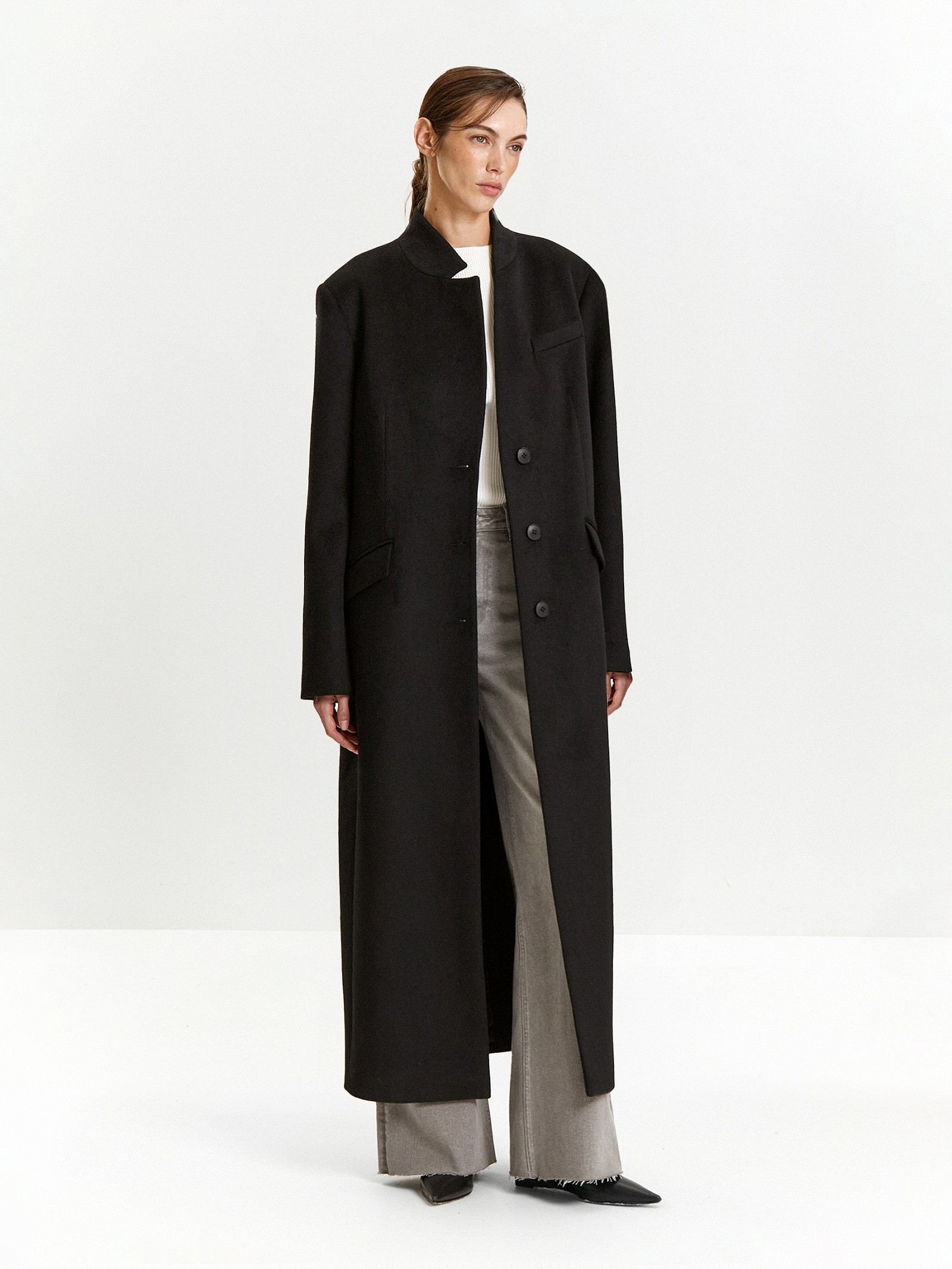 Пальто из шерсти