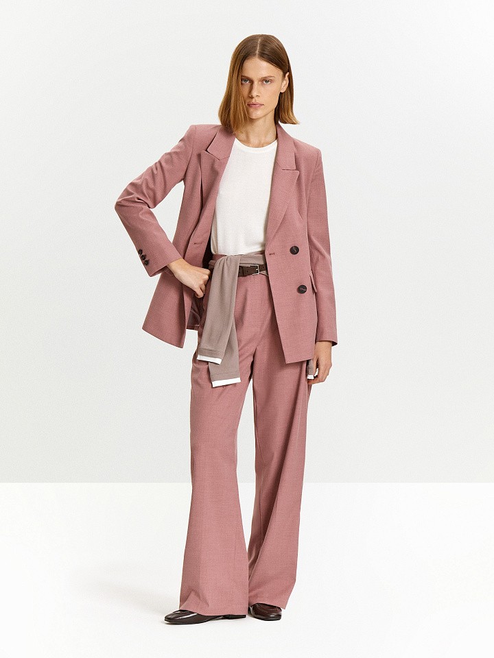 Брюки широкого кроя с защипами