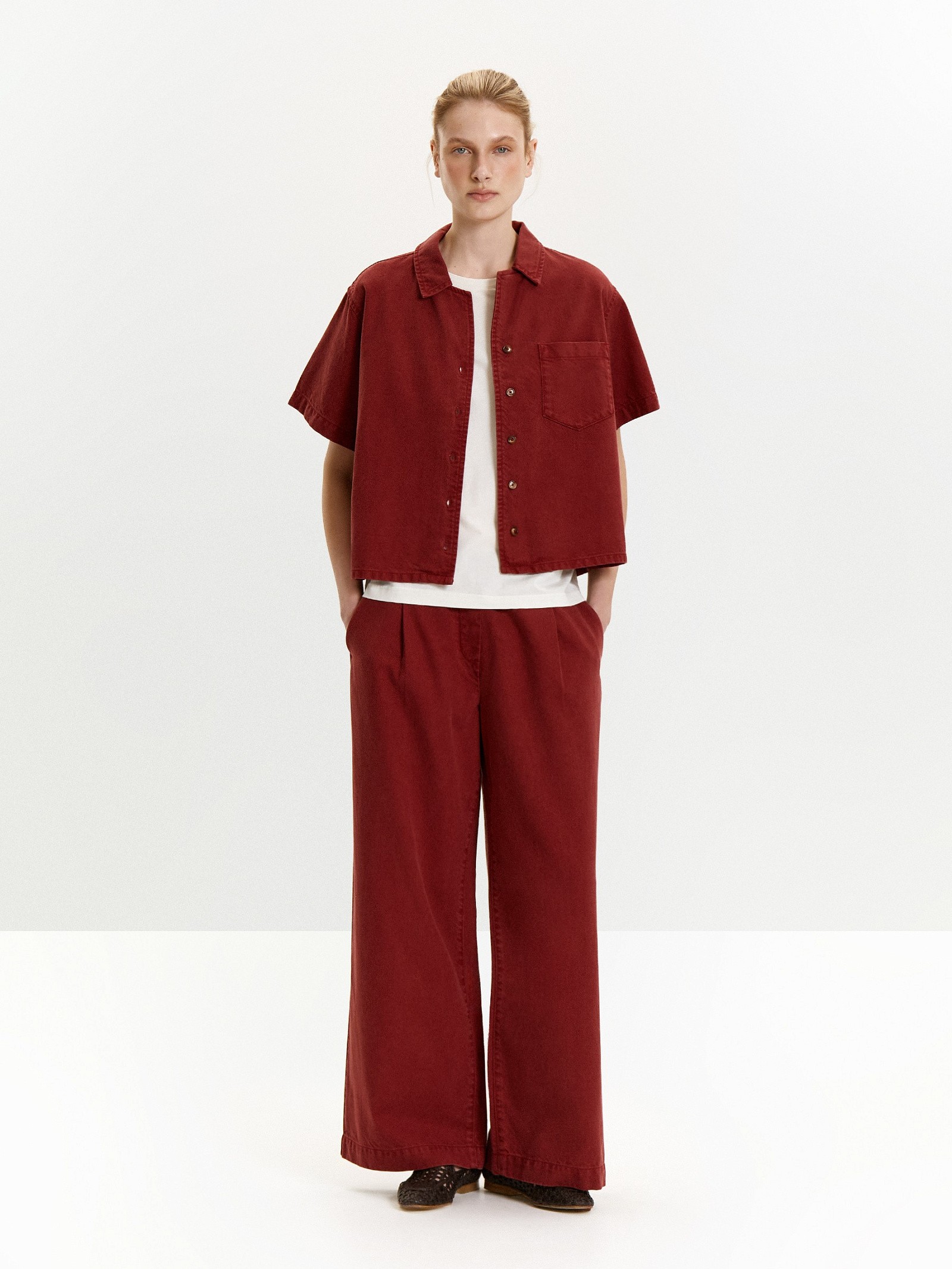 Брюки широкого кроя