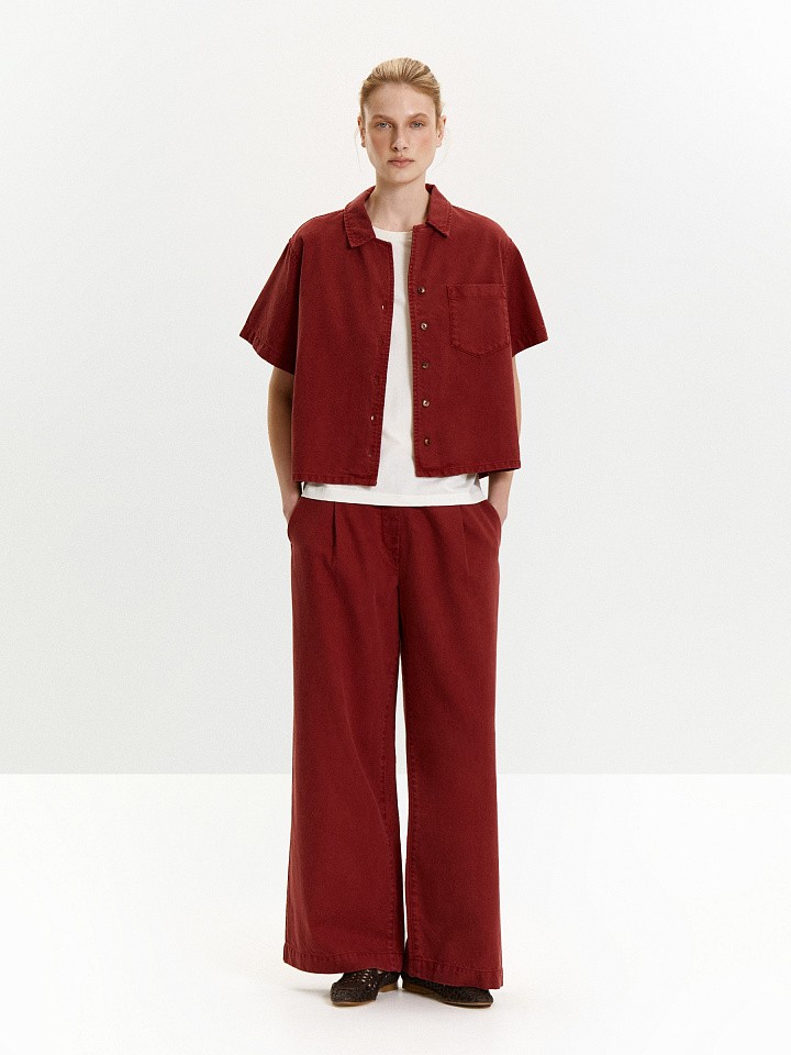 Брюки широкого кроя