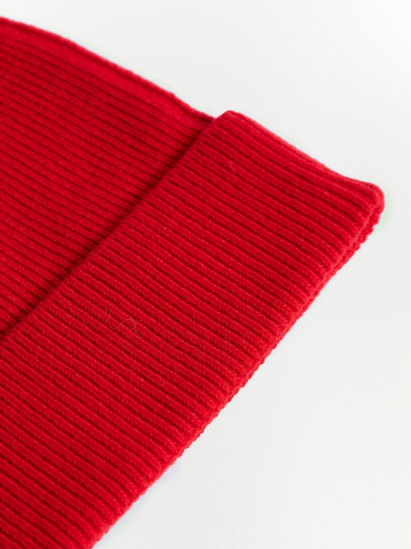 Шапка из шерсти и кашемира