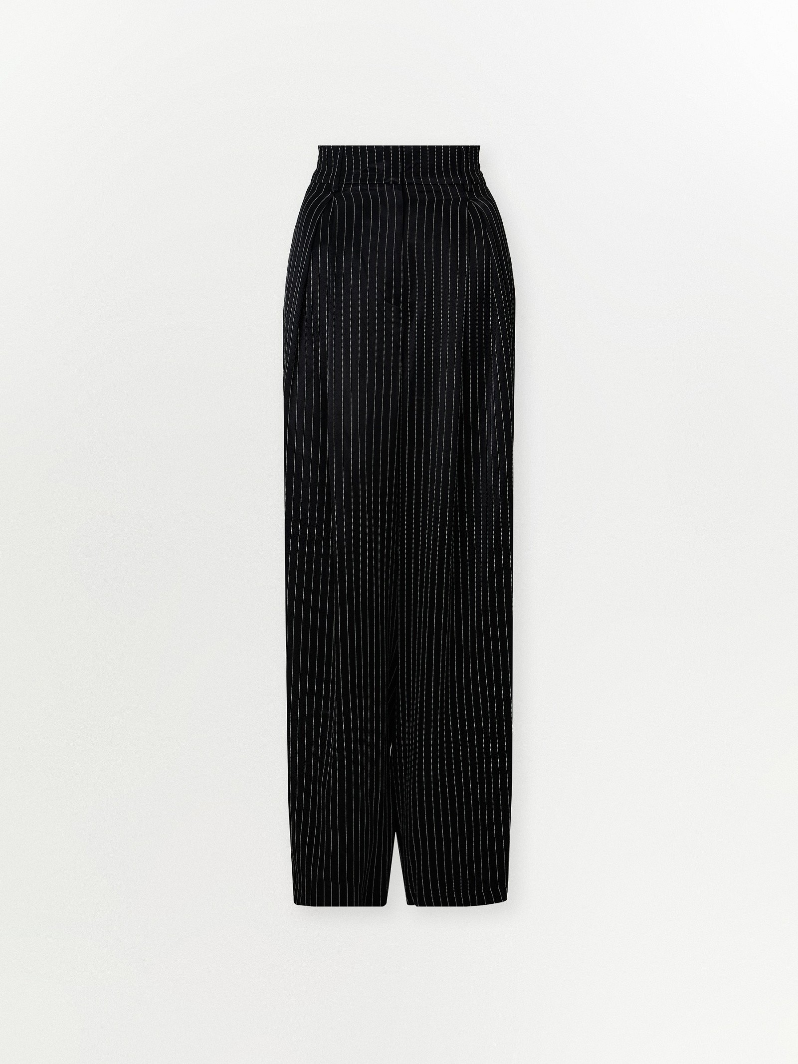 Брюки широкого кроя