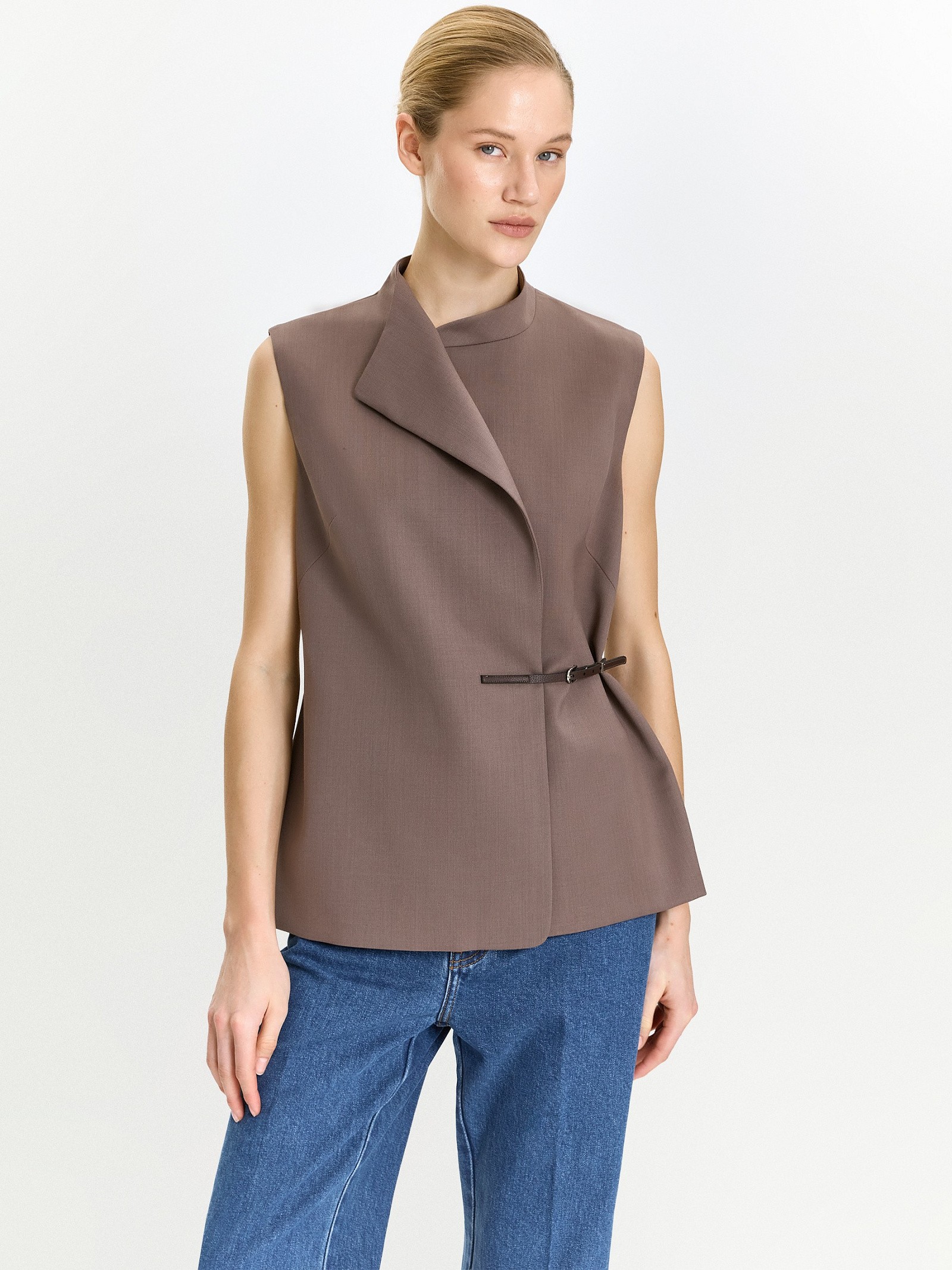 Жилет удлиненный