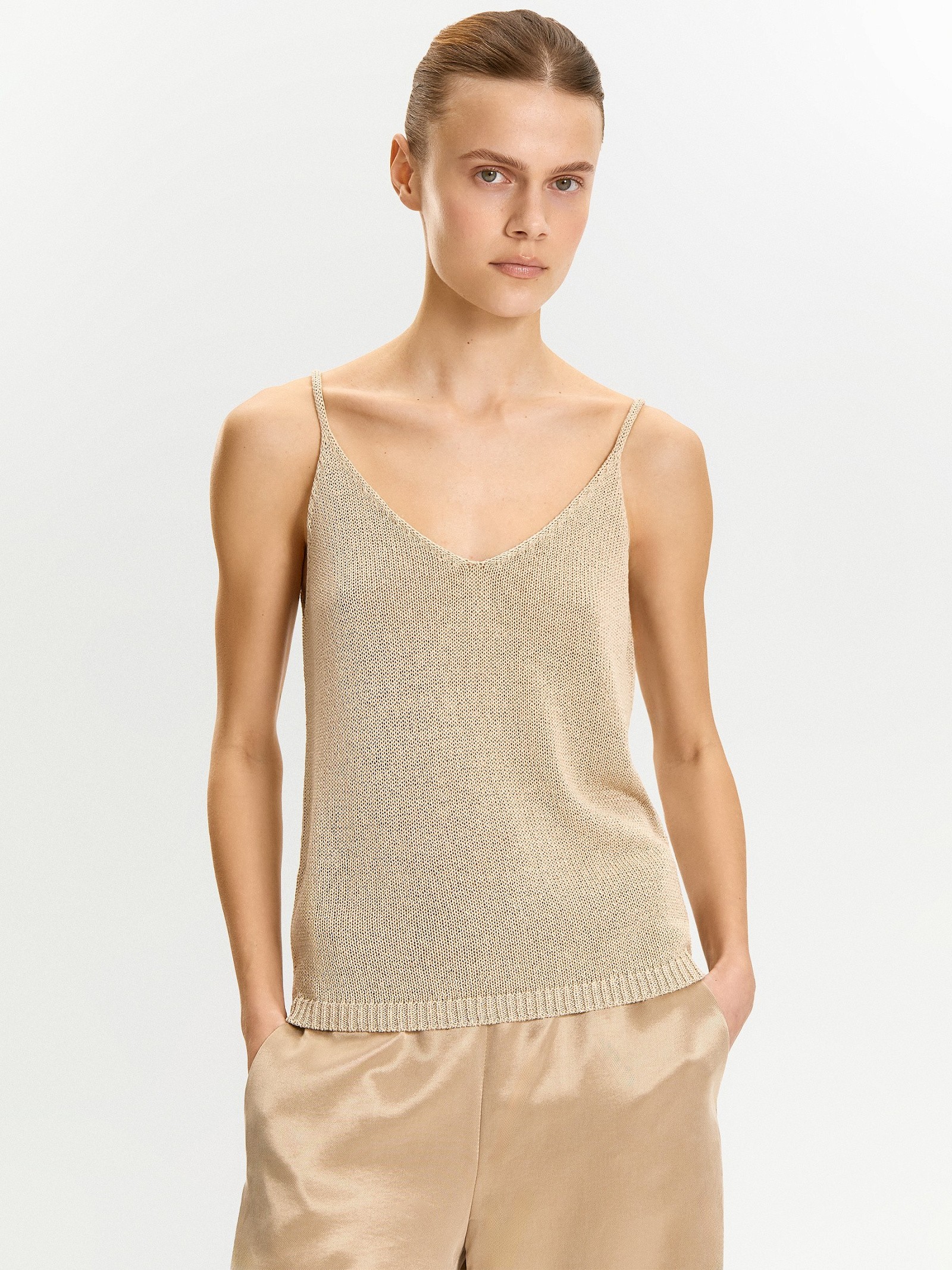 Трикотажный топ с металлизированной нитью