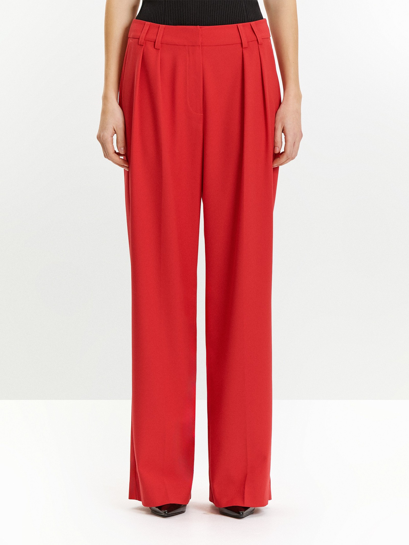 Брюки прямого кроя