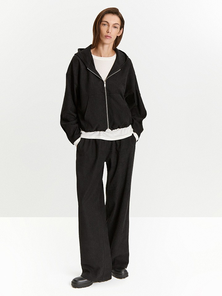 Брюки прямого кроя из трикотажа