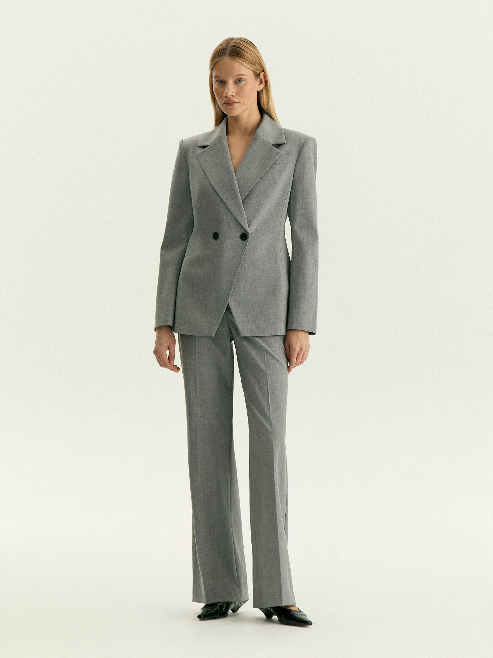 Жакет приталенного кроя