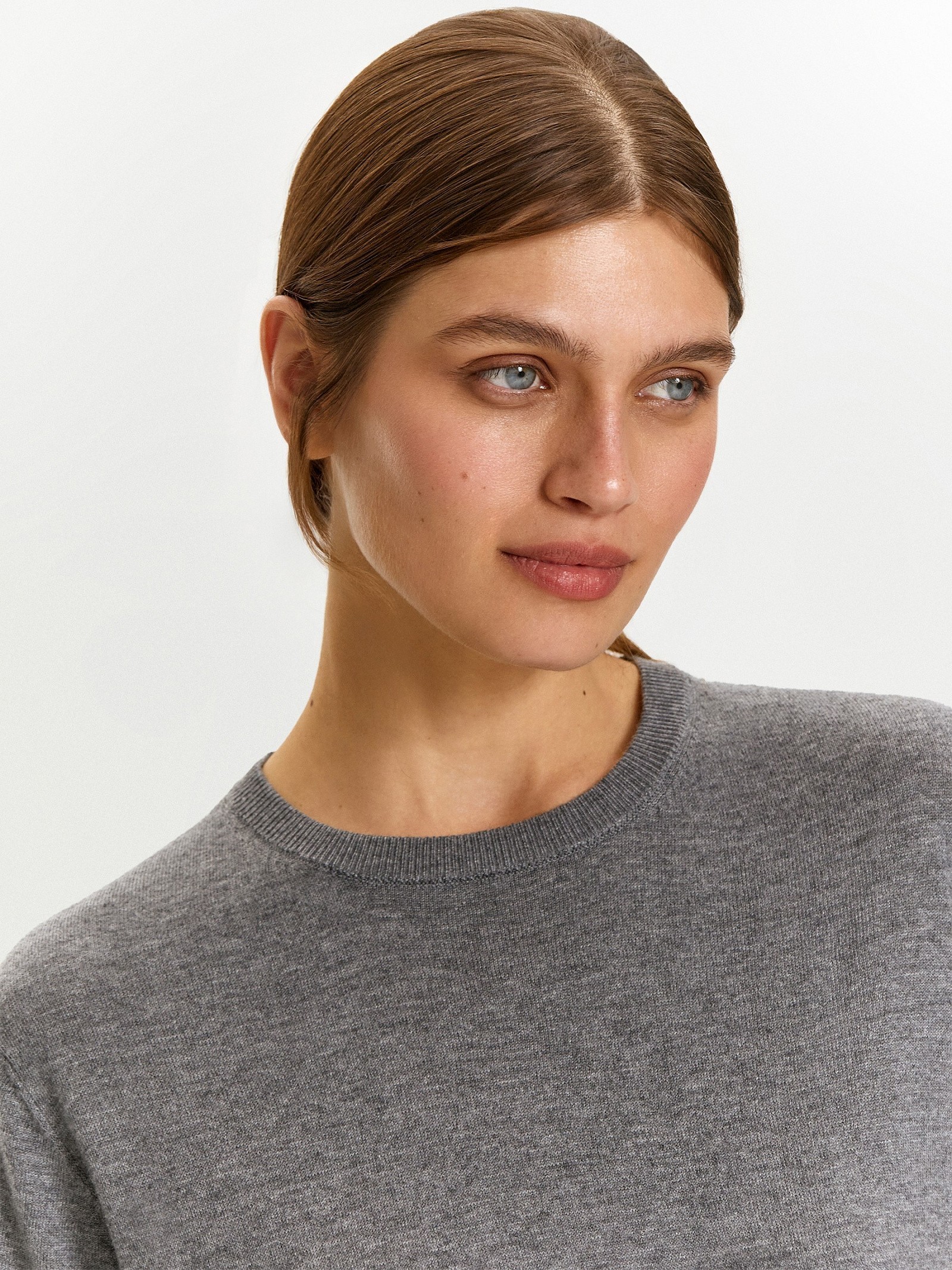 Футболка с содержанием шерсти