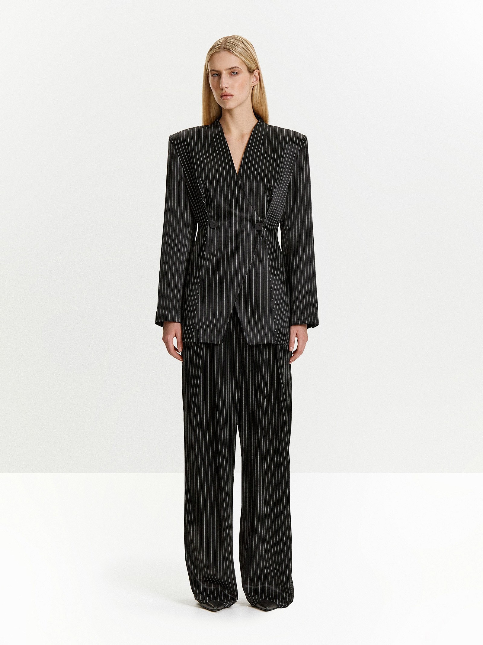 Брюки широкого кроя