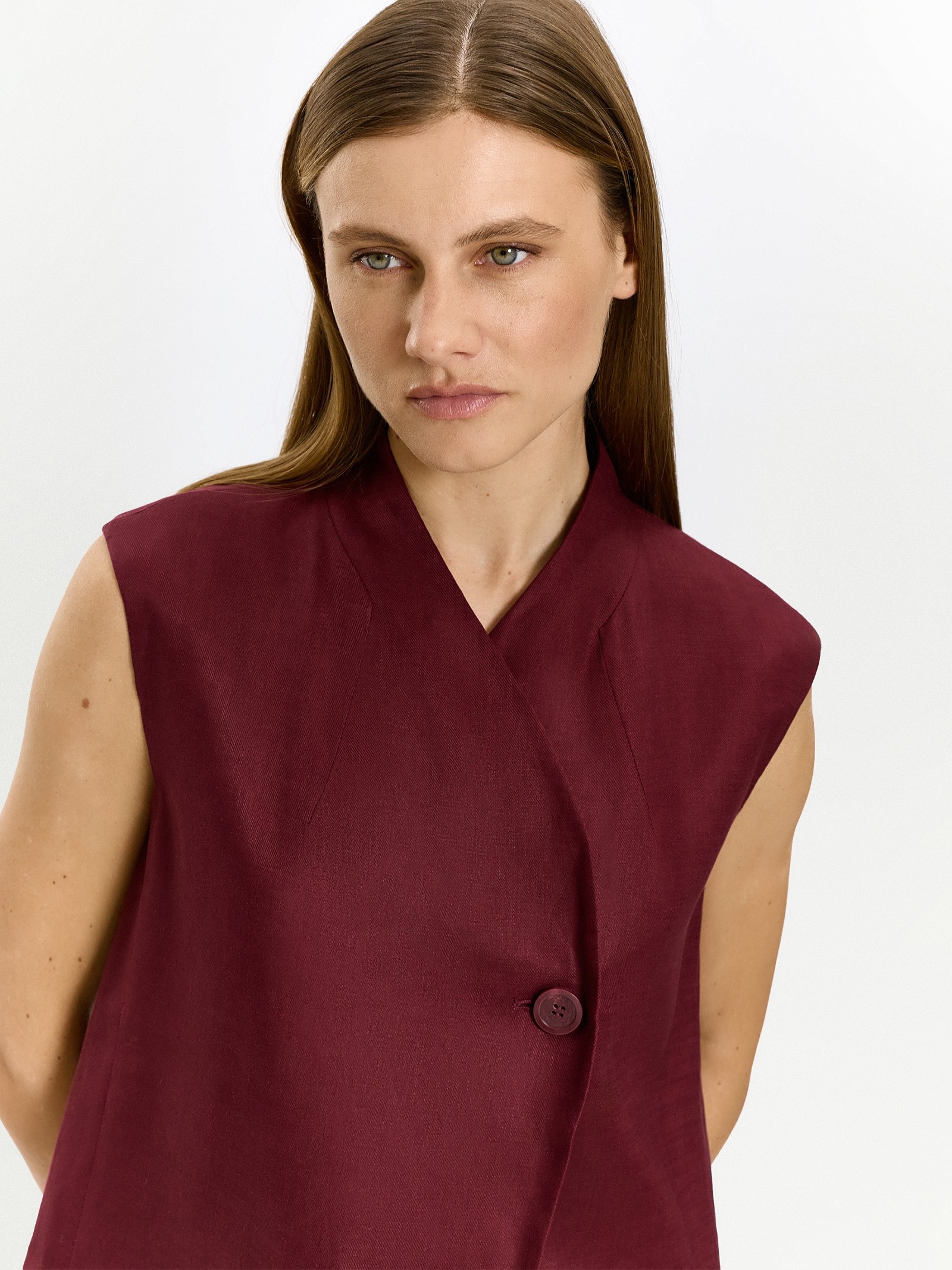 Жилет прямого кроя