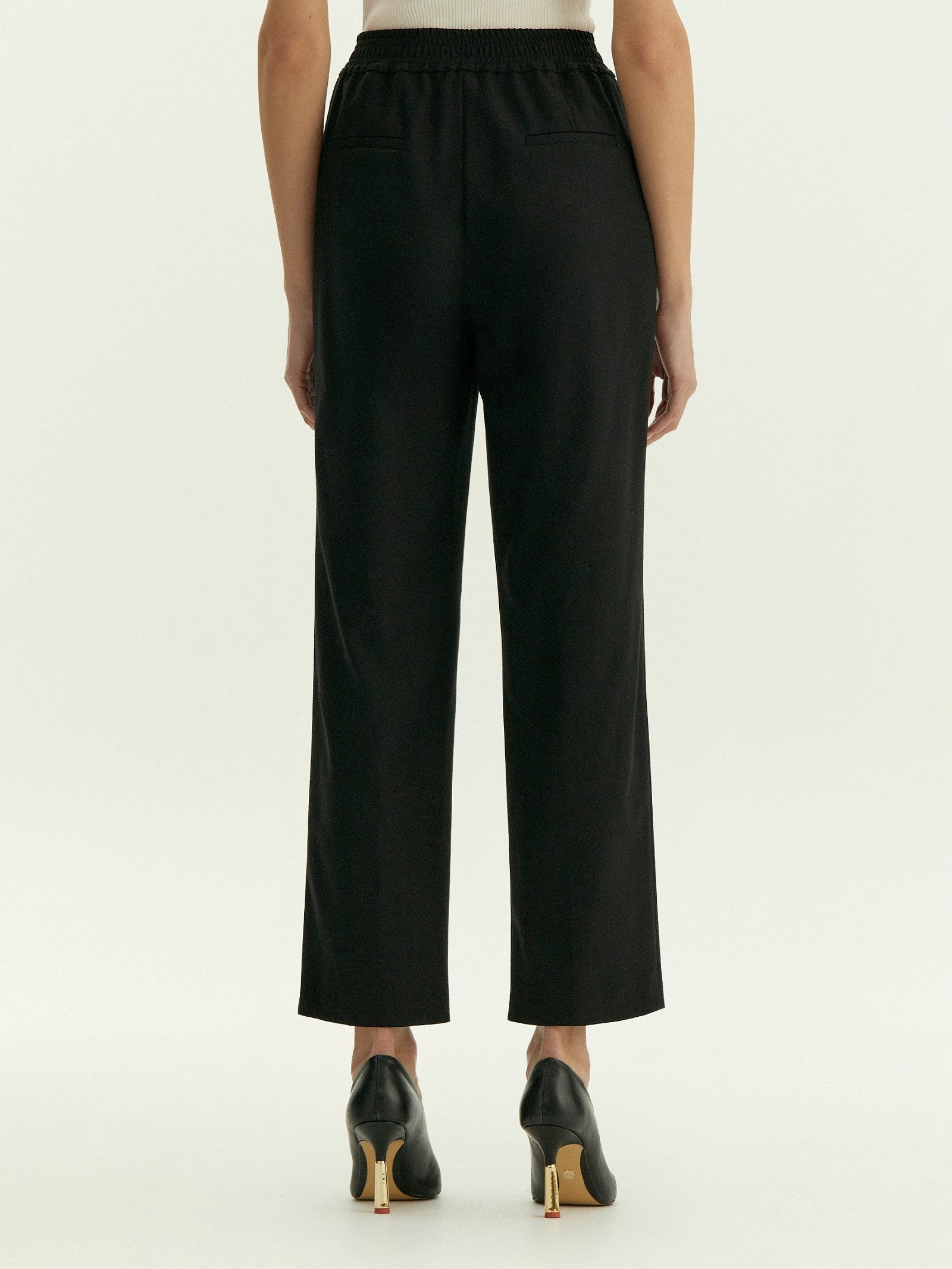 Брюки зауженного кроя из костюмной шерсти