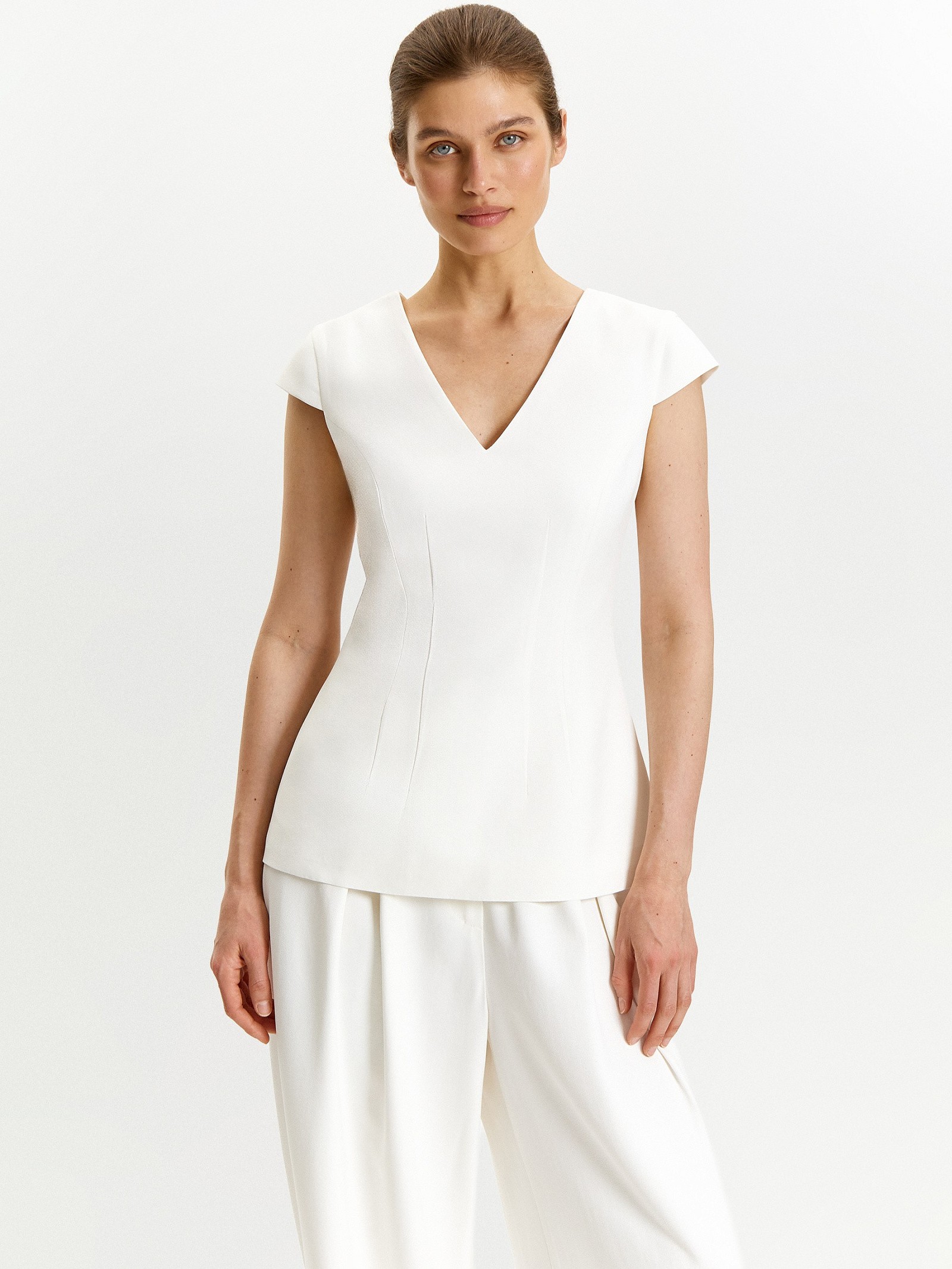 Блузка однотонная