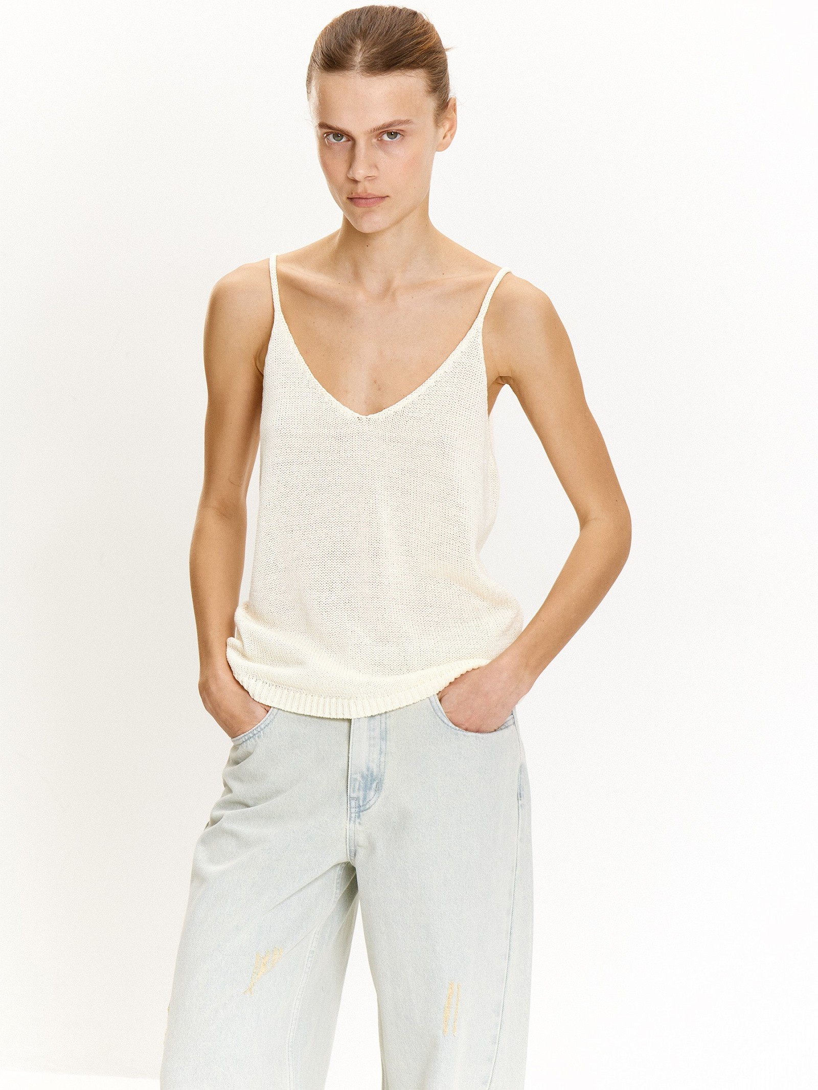 Трикотажный топ с металлизированной нитью