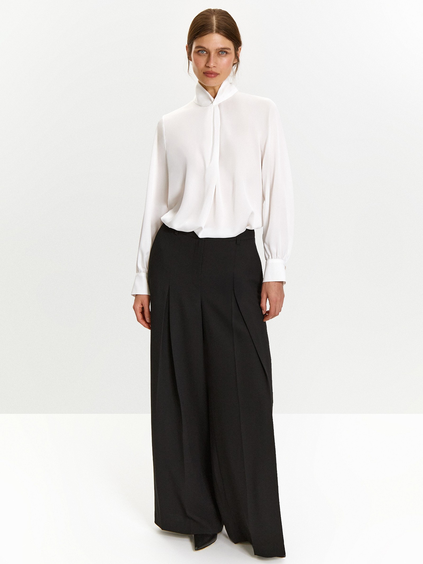 Блуза из костюмной ткани