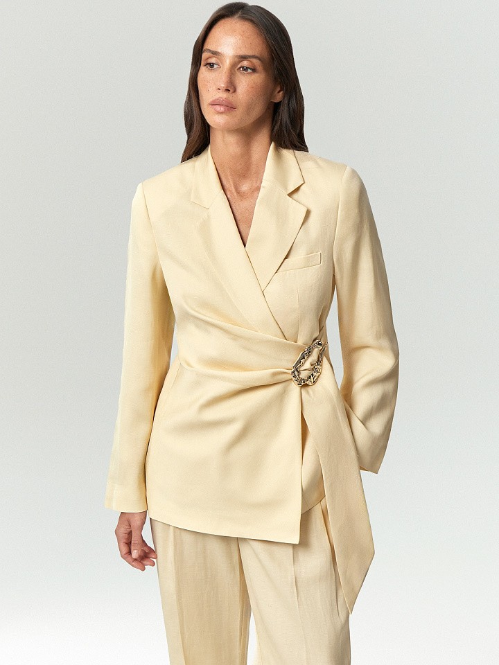 Жакет с поясом на запах с добавлением льна