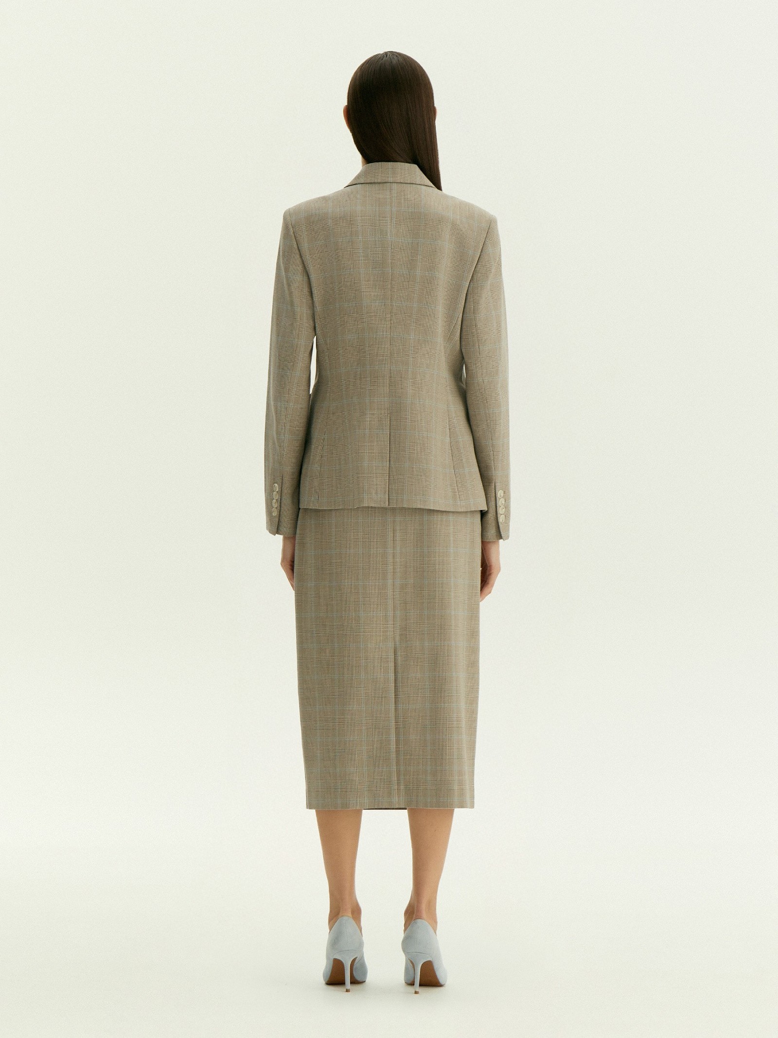 Однобортный жакет в клетку