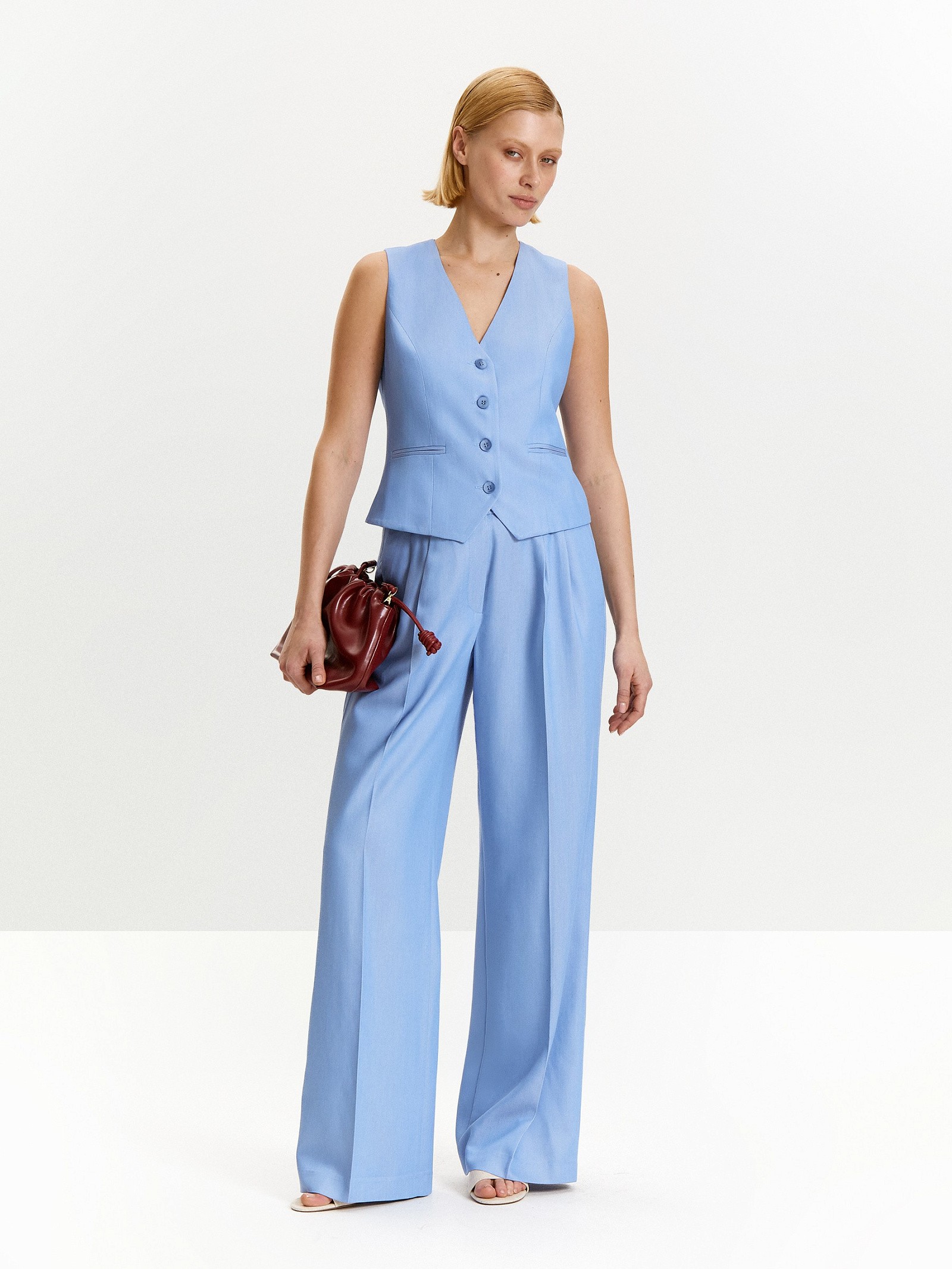 Брюки широкого кроя